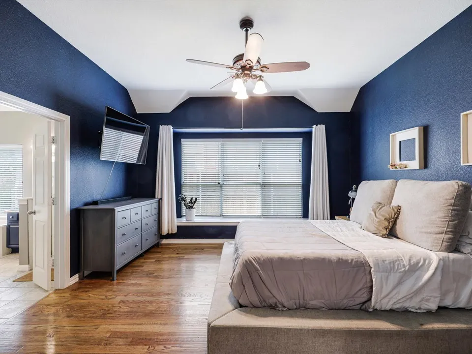 Single Family Residence For Sale in Collin County , 11656 Creekwood Drive, Frisco, Texas 75035, 3 Bedroom, 2 Bathroom, 2 Garage spaces, 1,897 Sqft, built in 2002, mls#21368000, Real Estate Agent in Frisco, Homes For Sale in Collin county, Homes For Sale in Frisco, Realtor in Frisco Texas, Real Estate Brokerage Independent Realty Texas, Luminita Cordes Realtor