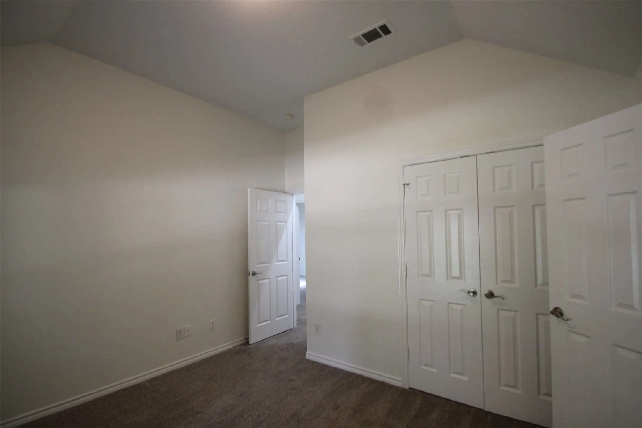 Single Family Residence For Rent in Collin County , 10362 Ferry Farm Lane, Frisco, Texas 75035, 4 Bedroom, 2 Bathroom, 2 Garage spaces, 2,379 Sqft, built in 2004, mls#21370198, Real Estate Agent in Frisco, Homes For Rent in Collin county, Homes For Rent in Frisco, Realtor in Frisco Texas, Real Estate Brokerage Independent Realty Texas, Luminita Cordes Realtor