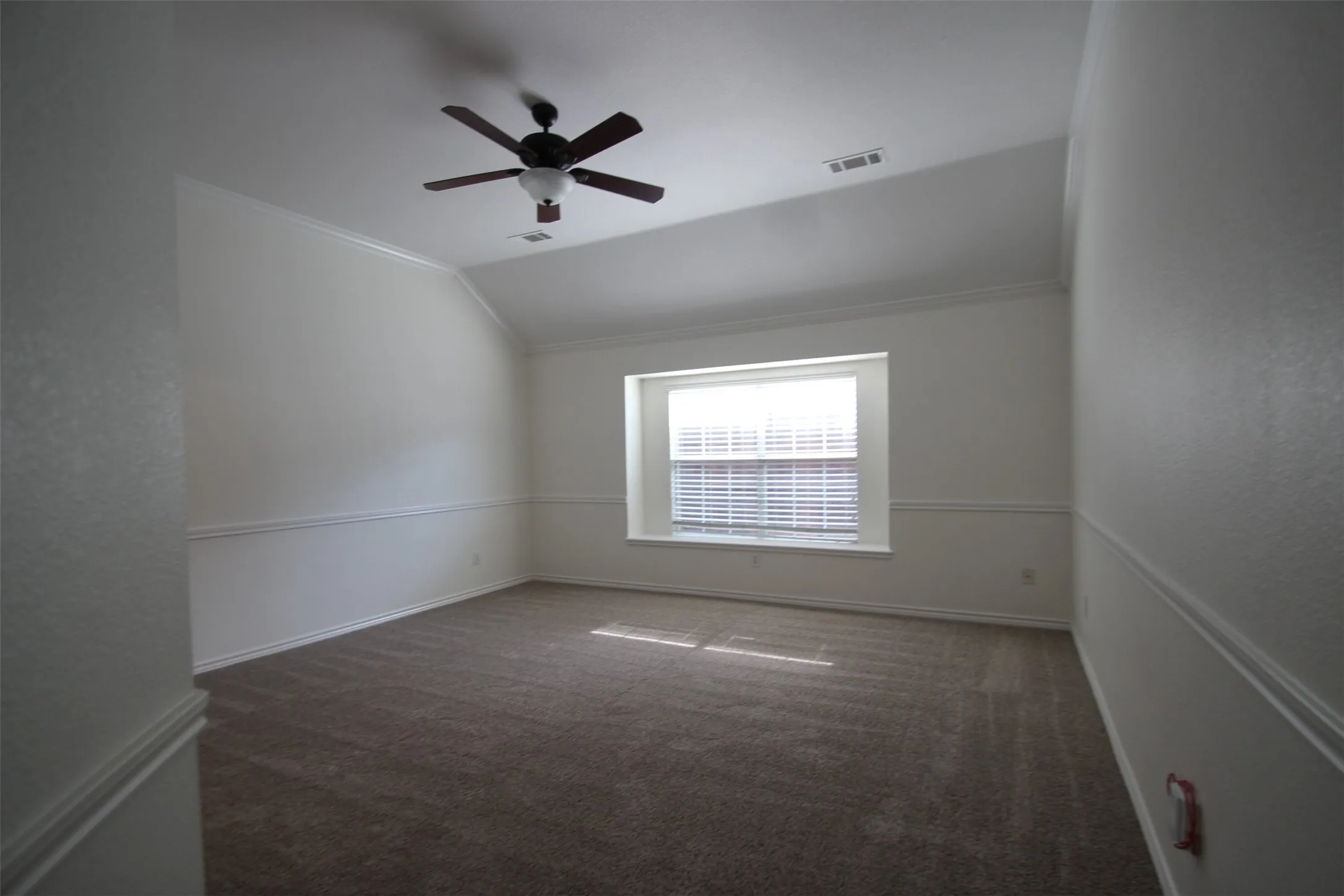 Single Family Residence For Rent in Collin County , 10362 Ferry Farm Lane, Frisco, Texas 75035, 4 Bedroom, 2 Bathroom, 2 Garage spaces, 2,379 Sqft, built in 2004, mls#21370198, Real Estate Agent in Frisco, Homes For Rent in Collin county, Homes For Rent in Frisco, Realtor in Frisco Texas, Real Estate Brokerage Independent Realty Texas, Luminita Cordes Realtor