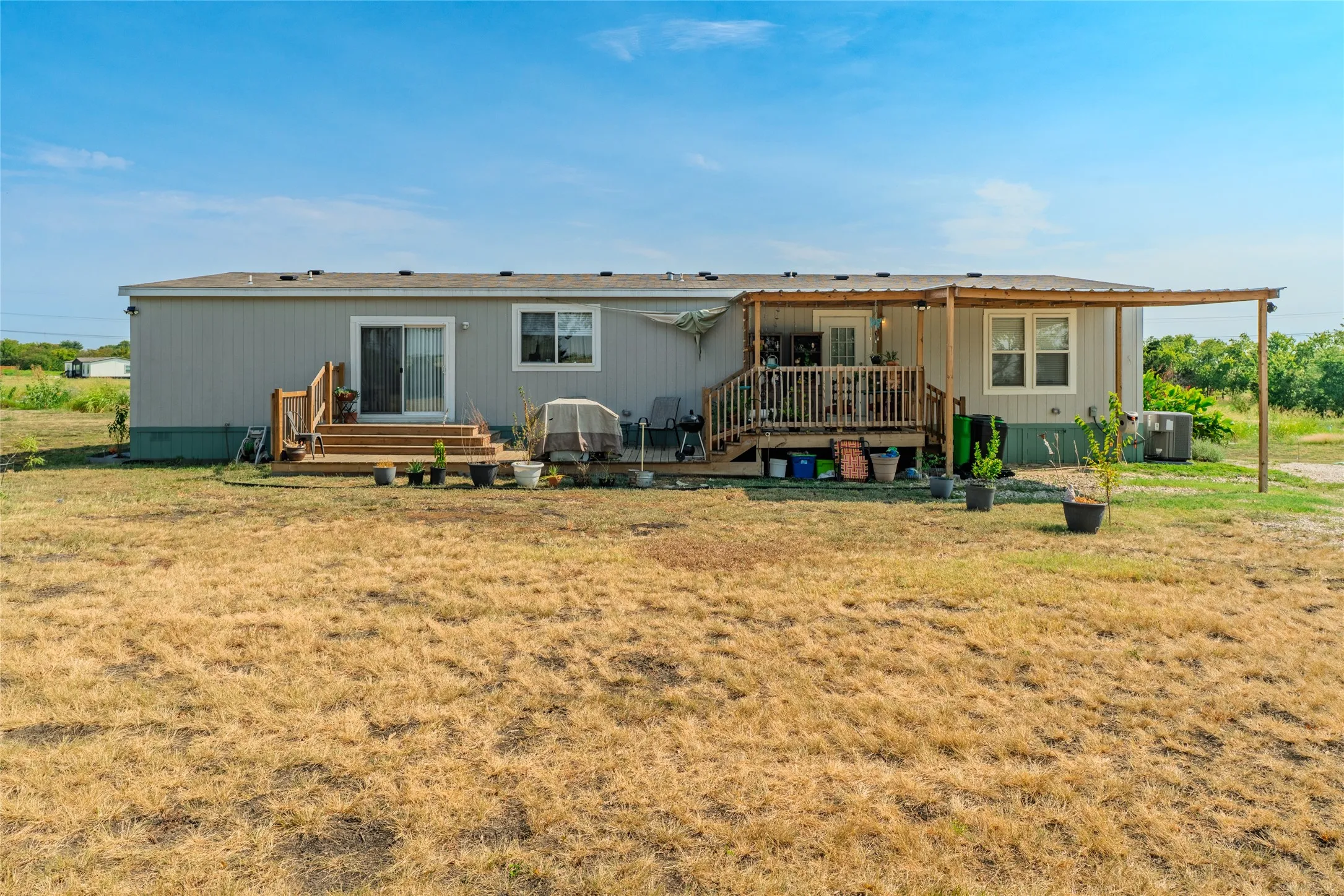 Manufactured Home For Sale in Hunt County , 5024 Dove Street, Greenville, Texas 75401, 4 Bedroom, 2 Bathroom, Garage spaces, 2,176 Sqft, built in 2024, mls#21367708, Real Estate Agent in Greenville, Homes For Sale in Hunt county, Homes For Sale in Greenville, Realtor in Greenville Texas, Real Estate Brokerage Independent Realty Texas, Luminita Cordes Realtor