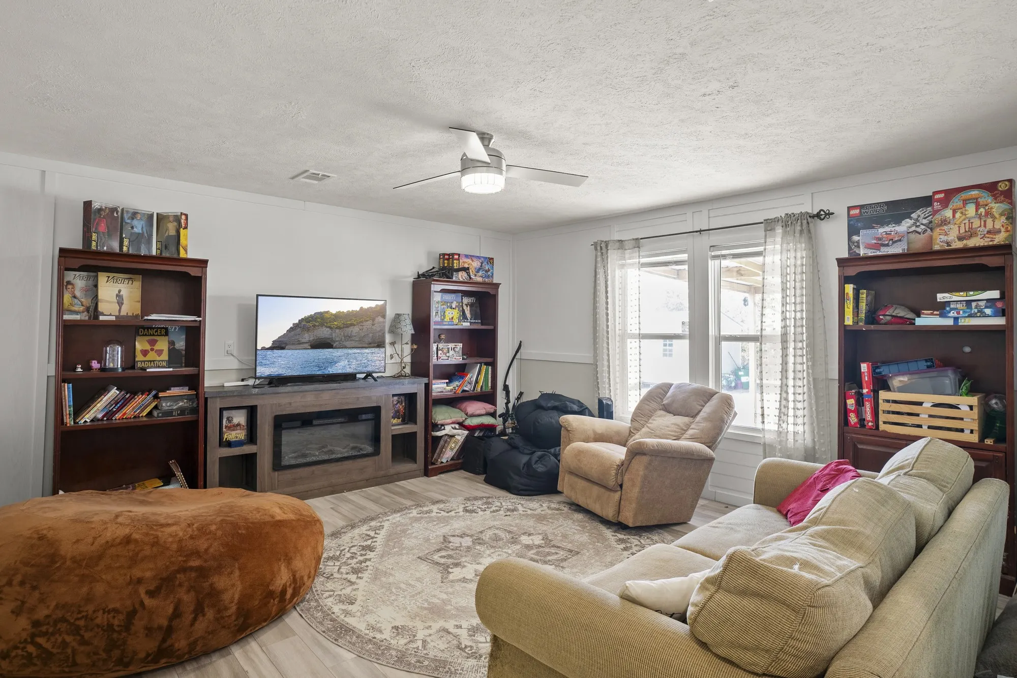 Manufactured Home For Sale in Hunt County , 5024 Dove Street, Greenville, Texas 75401, 4 Bedroom, 2 Bathroom, Garage spaces, 2,176 Sqft, built in 2024, mls#21367708, Real Estate Agent in Greenville, Homes For Sale in Hunt county, Homes For Sale in Greenville, Realtor in Greenville Texas, Real Estate Brokerage Independent Realty Texas, Luminita Cordes Realtor