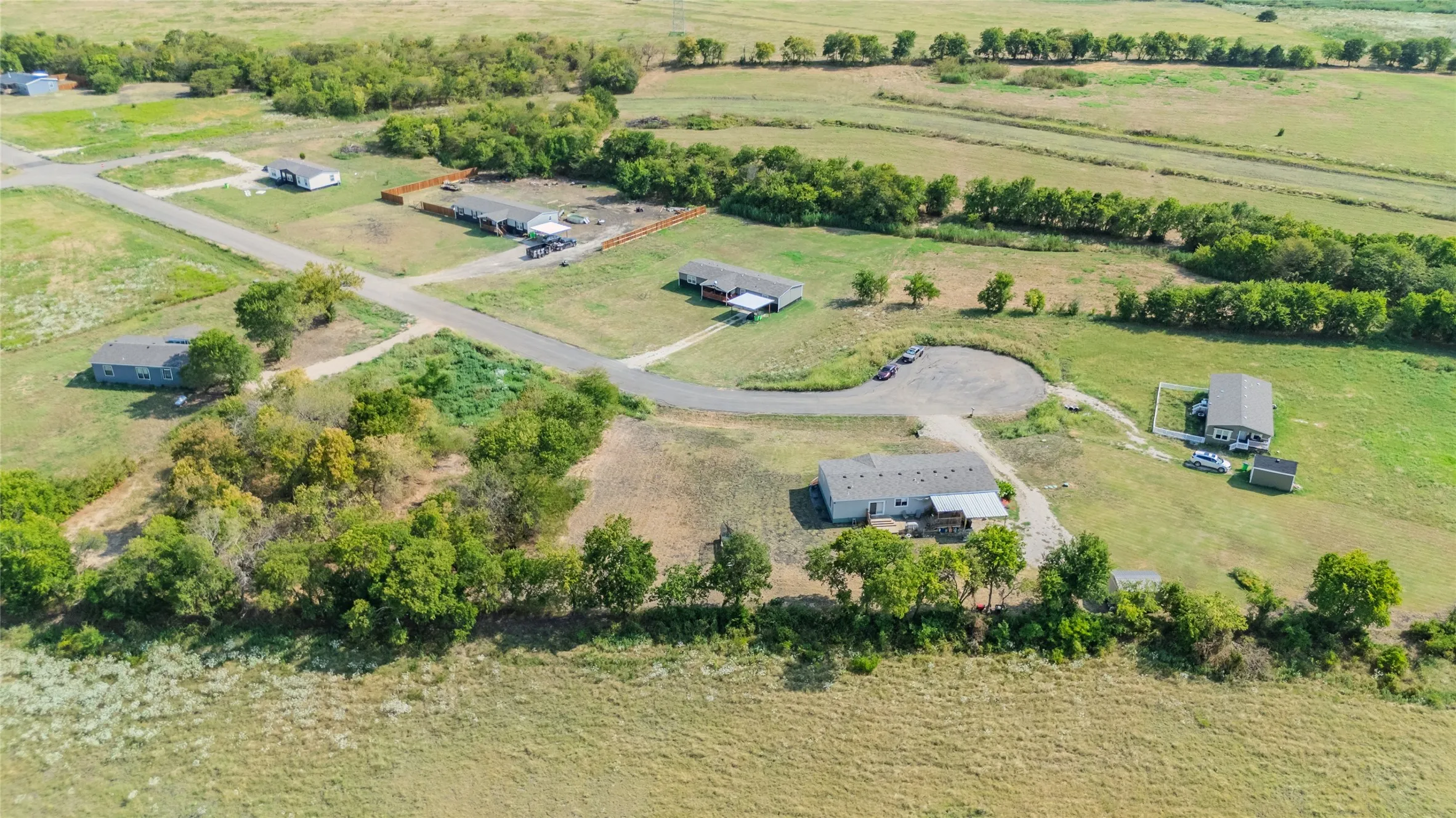 Manufactured Home For Sale in Hunt County , 5024 Dove Street, Greenville, Texas 75401, 4 Bedroom, 2 Bathroom, Garage spaces, 2,176 Sqft, built in 2024, mls#21367708, Real Estate Agent in Greenville, Homes For Sale in Hunt county, Homes For Sale in Greenville, Realtor in Greenville Texas, Real Estate Brokerage Independent Realty Texas, Luminita Cordes Realtor