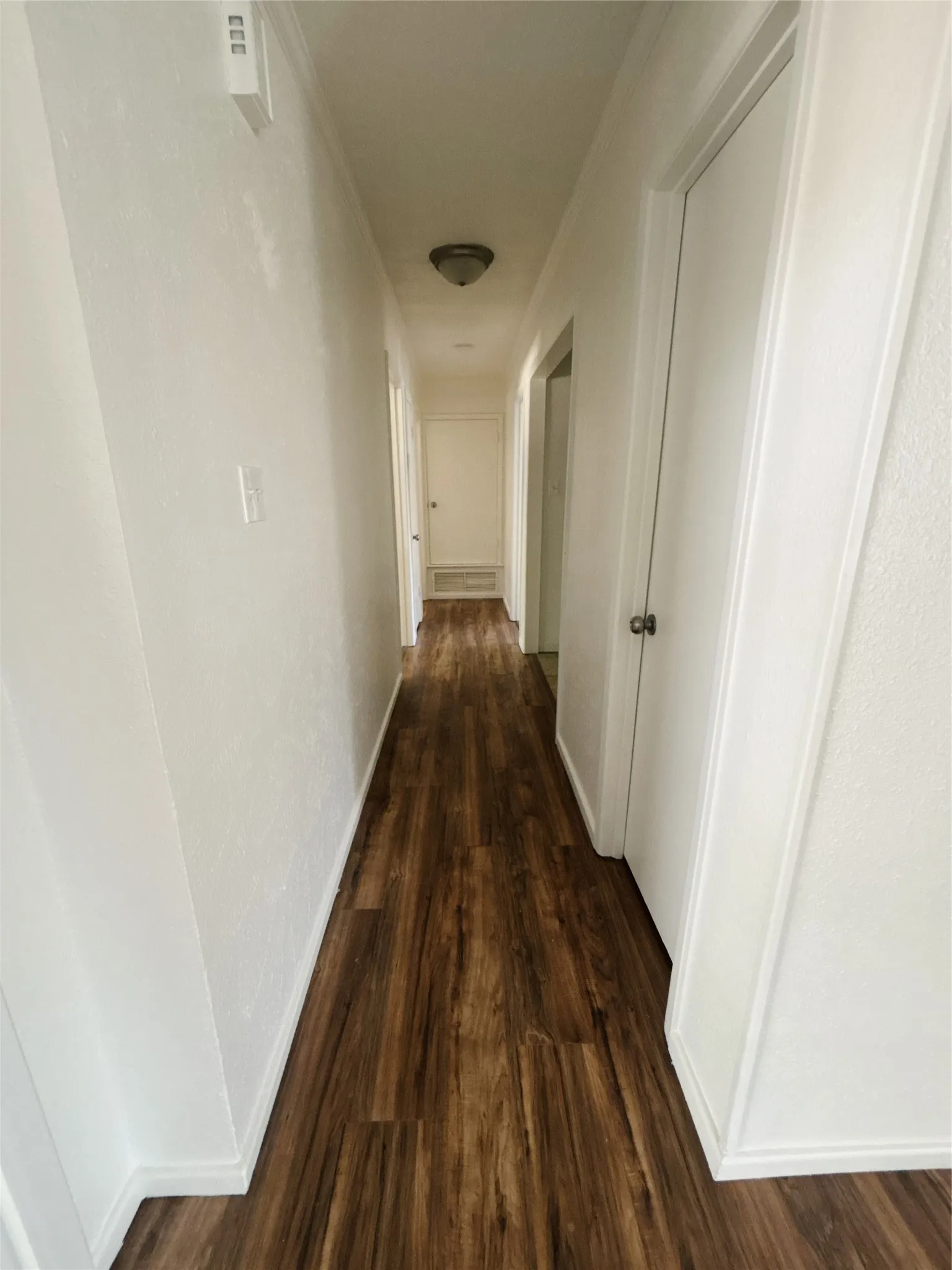 Single Family Residence For Rent in Franklin (TX) County , 526 Park Lane, Mount Vernon, Texas 75457, 3 Bedroom, 2 Bathroom, Garage spaces, 1,424 Sqft, built in 1984, mls#21370883, Real Estate Agent in Mount Vernon, Homes For Rent in Franklin (TX) county, Homes For Rent in Mount Vernon, Realtor in Mount Vernon Texas, Real Estate Brokerage Independent Realty Texas, Luminita Cordes Realtor