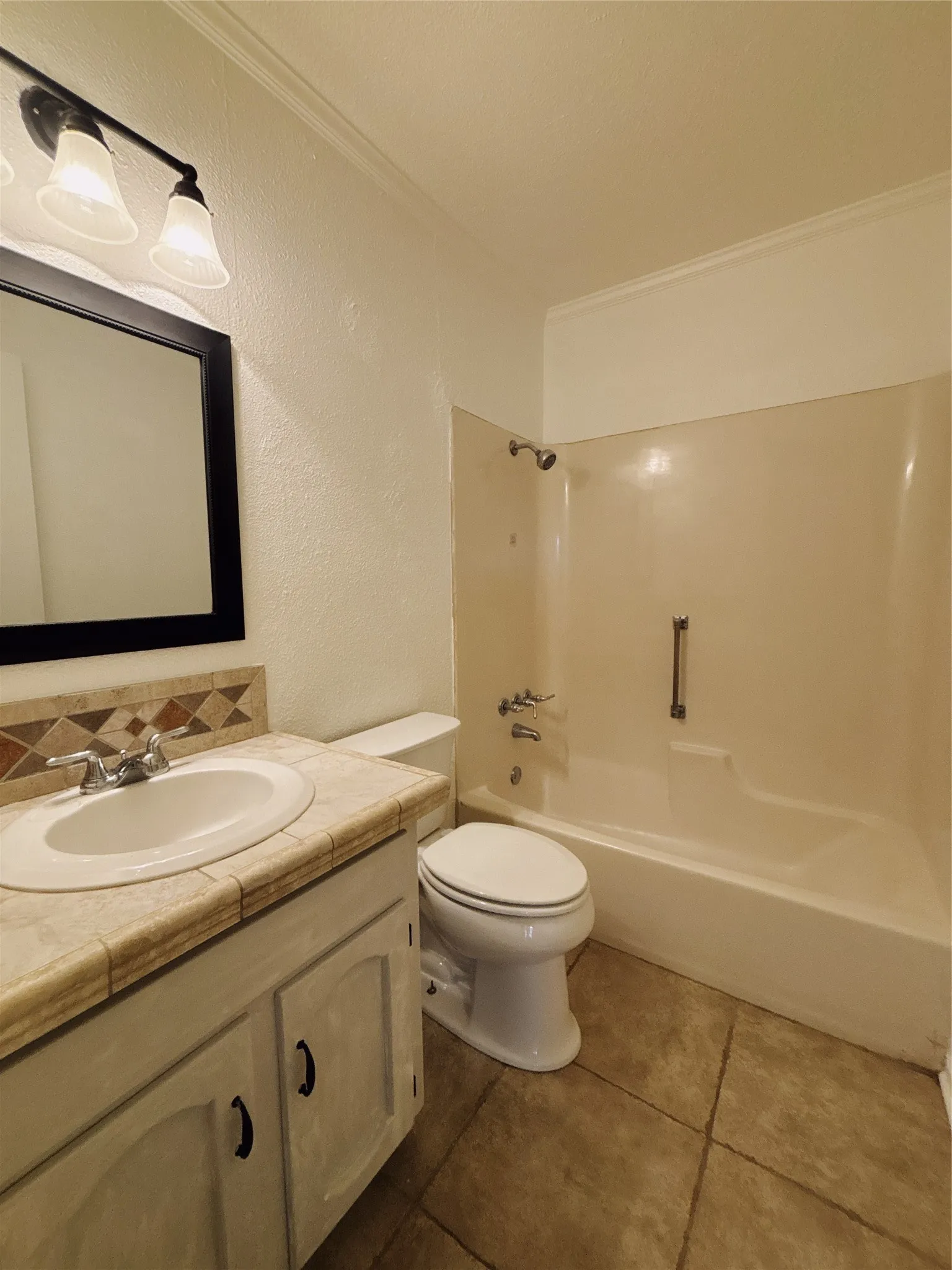 Single Family Residence For Rent in Franklin (TX) County , 526 Park Lane, Mount Vernon, Texas 75457, 3 Bedroom, 2 Bathroom, Garage spaces, 1,424 Sqft, built in 1984, mls#21370883, Real Estate Agent in Mount Vernon, Homes For Rent in Franklin (TX) county, Homes For Rent in Mount Vernon, Realtor in Mount Vernon Texas, Real Estate Brokerage Independent Realty Texas, Luminita Cordes Realtor