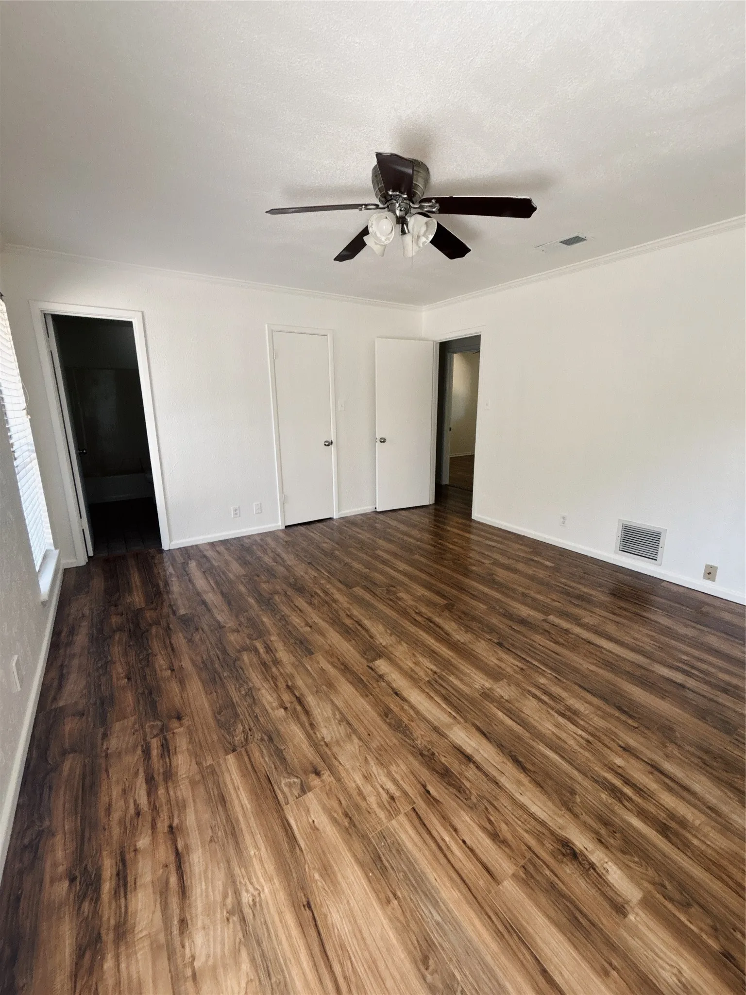 Single Family Residence For Rent in Franklin (TX) County , 526 Park Lane, Mount Vernon, Texas 75457, 3 Bedroom, 2 Bathroom, Garage spaces, 1,424 Sqft, built in 1984, mls#21370883, Real Estate Agent in Mount Vernon, Homes For Rent in Franklin (TX) county, Homes For Rent in Mount Vernon, Realtor in Mount Vernon Texas, Real Estate Brokerage Independent Realty Texas, Luminita Cordes Realtor