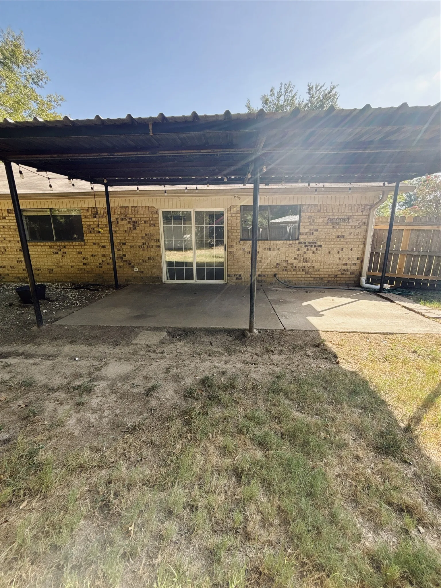 Single Family Residence For Rent in Franklin (TX) County , 526 Park Lane, Mount Vernon, Texas 75457, 3 Bedroom, 2 Bathroom, Garage spaces, 1,424 Sqft, built in 1984, mls#21370883, Real Estate Agent in Mount Vernon, Homes For Rent in Franklin (TX) county, Homes For Rent in Mount Vernon, Realtor in Mount Vernon Texas, Real Estate Brokerage Independent Realty Texas, Luminita Cordes Realtor