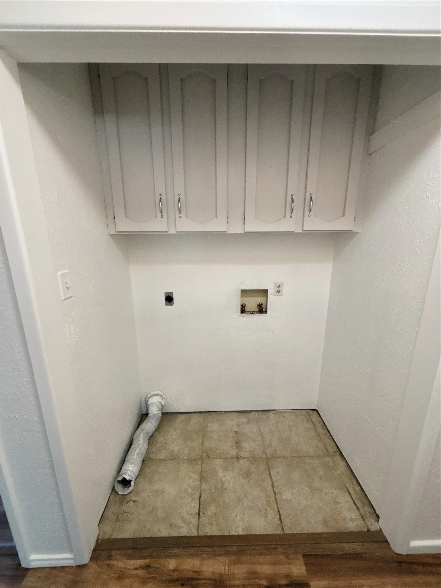 Single Family Residence For Rent in Franklin (TX) County , 526 Park Lane, Mount Vernon, Texas 75457, 3 Bedroom, 2 Bathroom, Garage spaces, 1,424 Sqft, built in 1984, mls#21370883, Real Estate Agent in Mount Vernon, Homes For Rent in Franklin (TX) county, Homes For Rent in Mount Vernon, Realtor in Mount Vernon Texas, Real Estate Brokerage Independent Realty Texas, Luminita Cordes Realtor