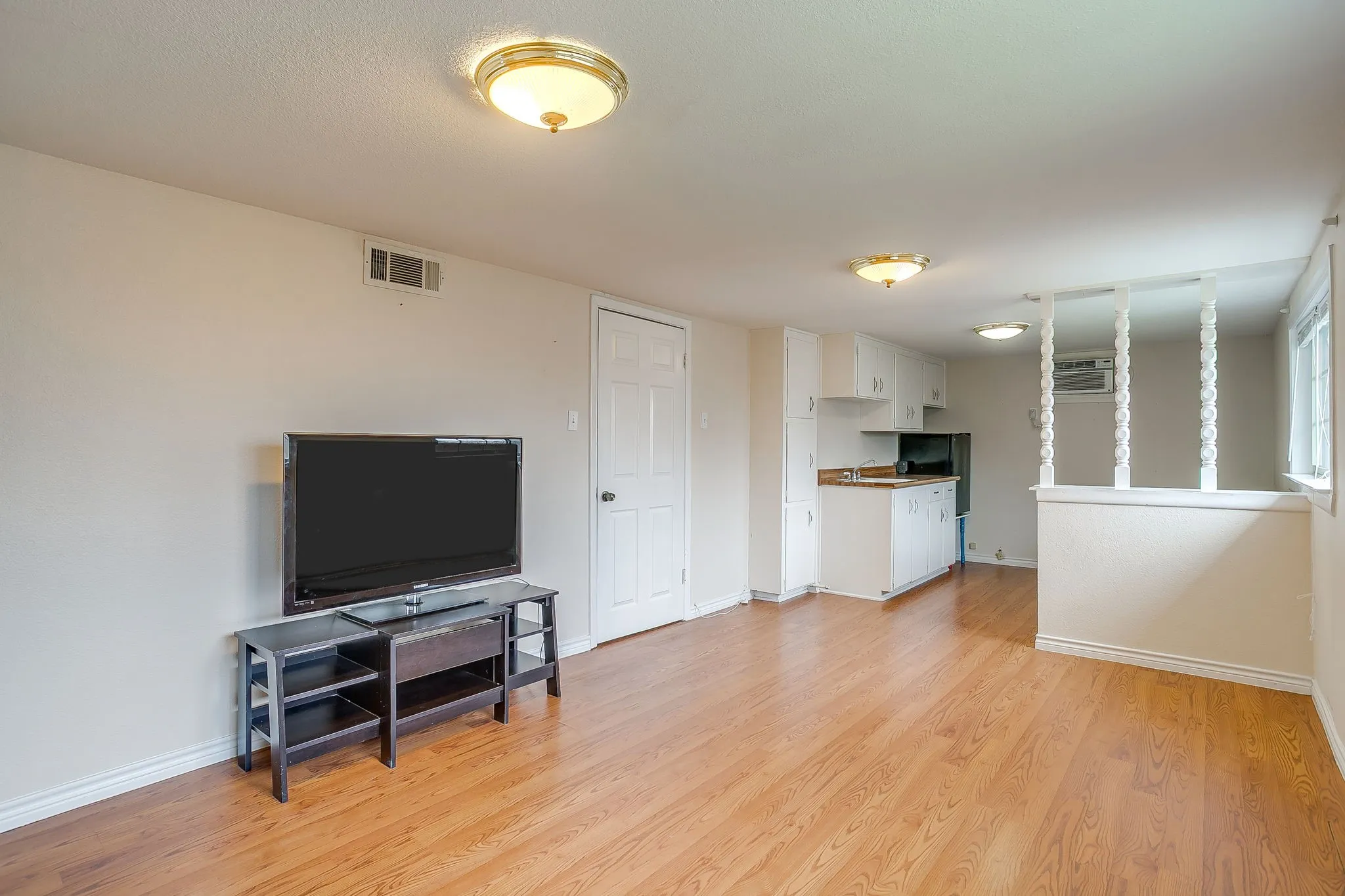 Upstairs second living