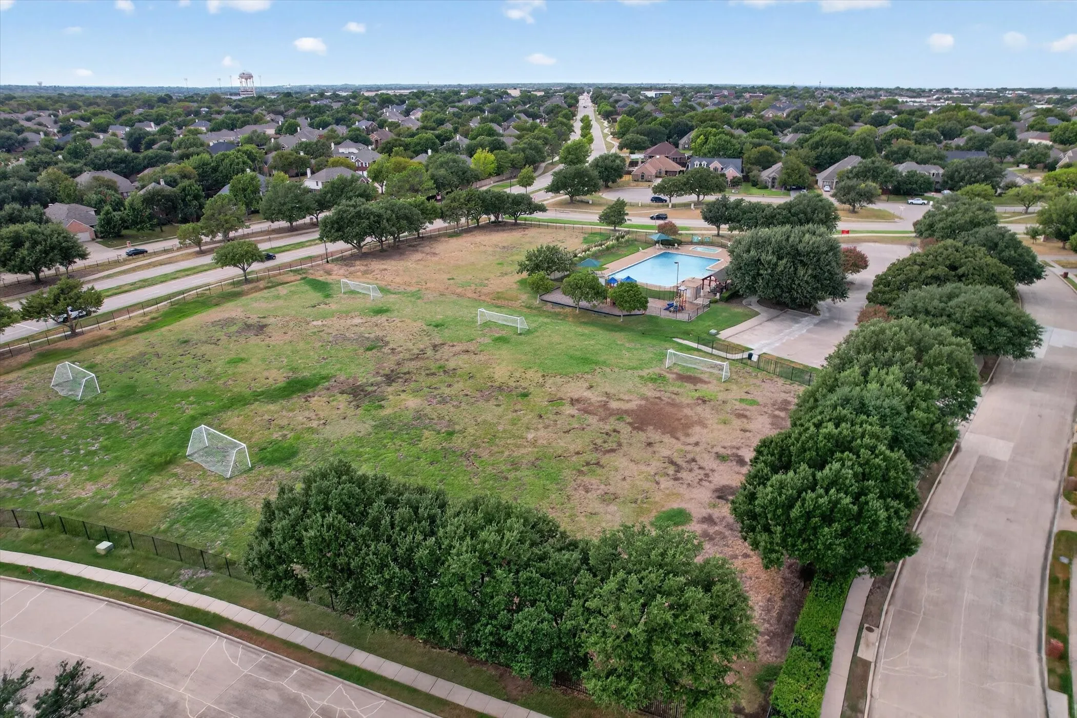 Single Family Residence For Sale in Denton County , 1809 Marble Pass Drive, Flower Mound, Texas 75028, 4 Bedroom, 2 Bathroom, 2 Garage spaces, 2,061 Sqft, built in 2000, mls#21370447, Real Estate Agent in Flower Mound, Homes For Sale in Denton county, Homes For Sale in Flower Mound, Realtor in Flower Mound Texas, Real Estate Brokerage Independent Realty Texas, Luminita Cordes Realtor