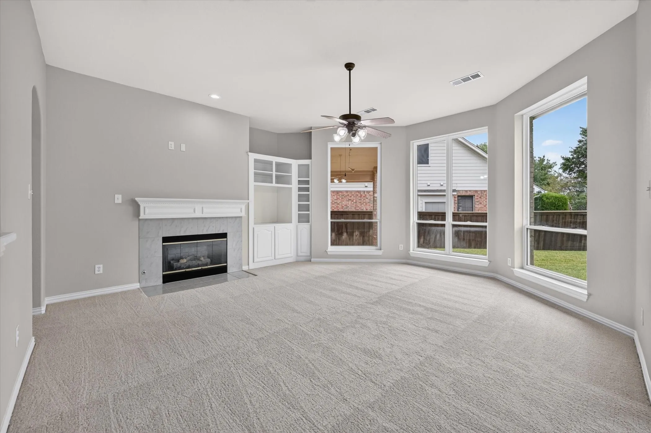 Single Family Residence For Sale in Denton County , 1809 Marble Pass Drive, Flower Mound, Texas 75028, 4 Bedroom, 2 Bathroom, 2 Garage spaces, 2,061 Sqft, built in 2000, mls#21370447, Real Estate Agent in Flower Mound, Homes For Sale in Denton county, Homes For Sale in Flower Mound, Realtor in Flower Mound Texas, Real Estate Brokerage Independent Realty Texas, Luminita Cordes Realtor