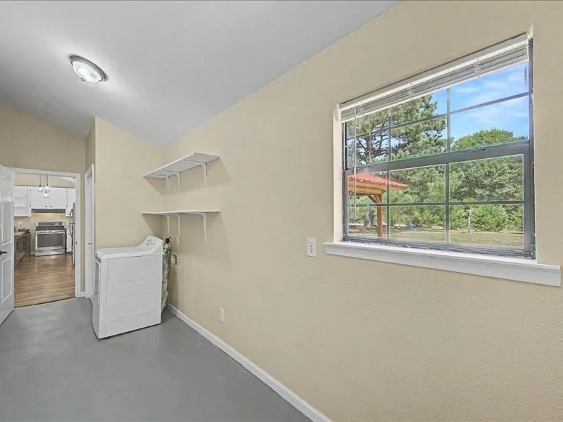 Single Family Residence For Sale in Fannin County , 1816 County Road 2040, Ravenna, Texas 75476, 4 Bedroom, 2 Bathroom, 2 Garage spaces, 2,168 Sqft, built in 1993, mls#21352864, Real Estate Agent in Ravenna, Homes For Sale in Fannin county, Homes For Sale in Ravenna, Realtor in Ravenna Texas, Real Estate Brokerage Independent Realty Texas, Luminita Cordes Realtor