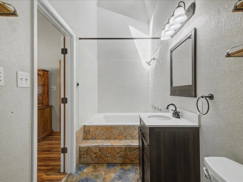 Garden tub