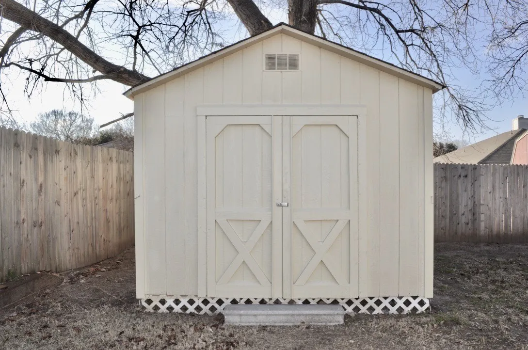 Single Family Residence For Rent in Parker County , 229 Lancelot Drive, Weatherford, Texas 76086, 3 Bedroom, 2 Bathroom, 2 Garage spaces, 1,396 Sqft, built in 1998, mls#21370968, Real Estate Agent in Weatherford, Homes For Rent in Parker county, Homes For Rent in Weatherford, Realtor in Weatherford Texas, Real Estate Brokerage Independent Realty Texas, Luminita Cordes Realtor