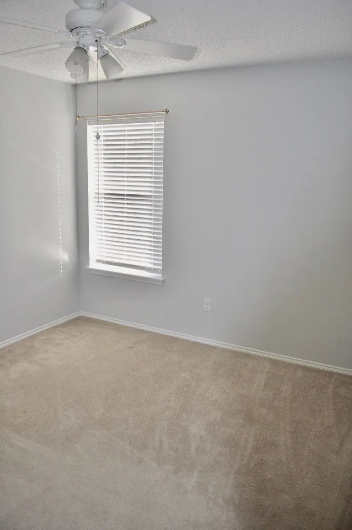 Single Family Residence For Rent in Parker County , 229 Lancelot Drive, Weatherford, Texas 76086, 3 Bedroom, 2 Bathroom, 2 Garage spaces, 1,396 Sqft, built in 1998, mls#21370968, Real Estate Agent in Weatherford, Homes For Rent in Parker county, Homes For Rent in Weatherford, Realtor in Weatherford Texas, Real Estate Brokerage Independent Realty Texas, Luminita Cordes Realtor