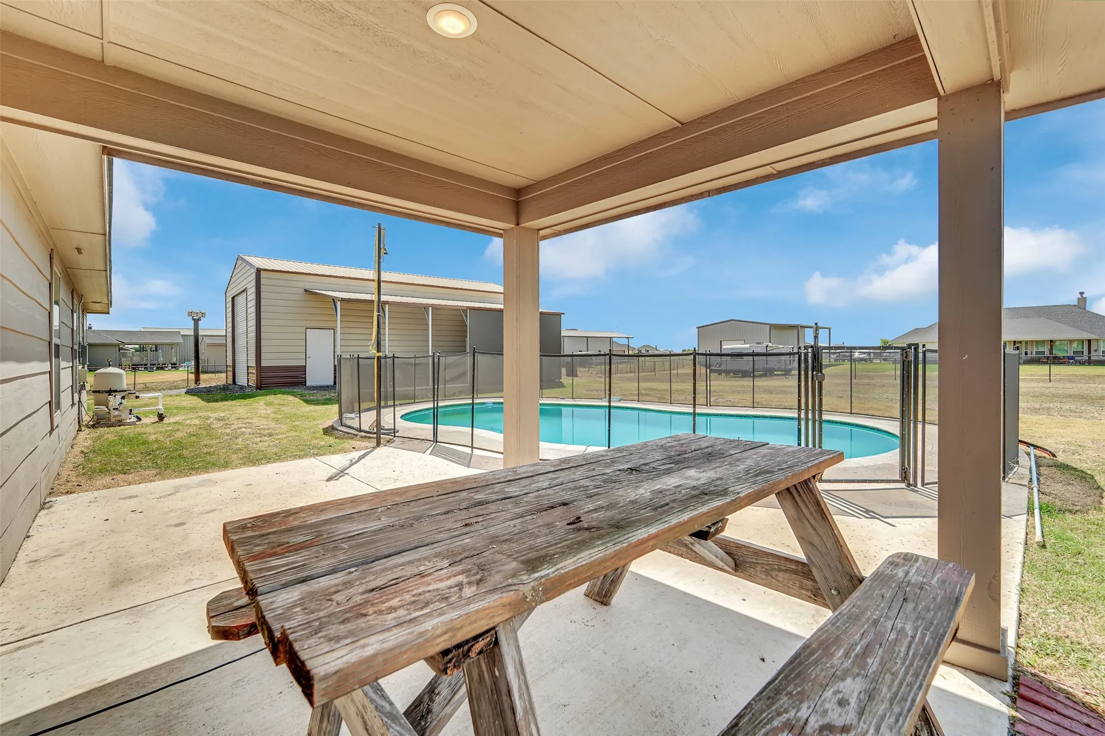 Single Family Residence For Sale in Johnson County , 6335 Brookcrest, Godley, Texas 76044, 4 Bedroom, 2 Bathroom, 2 Garage spaces, 2,077 Sqft, built in 2020, mls#21370613, Real Estate Agent in Godley, Homes For Sale in Johnson county, Homes For Sale in Godley, Realtor in Godley Texas, Real Estate Brokerage Independent Realty Texas, Luminita Cordes Realtor