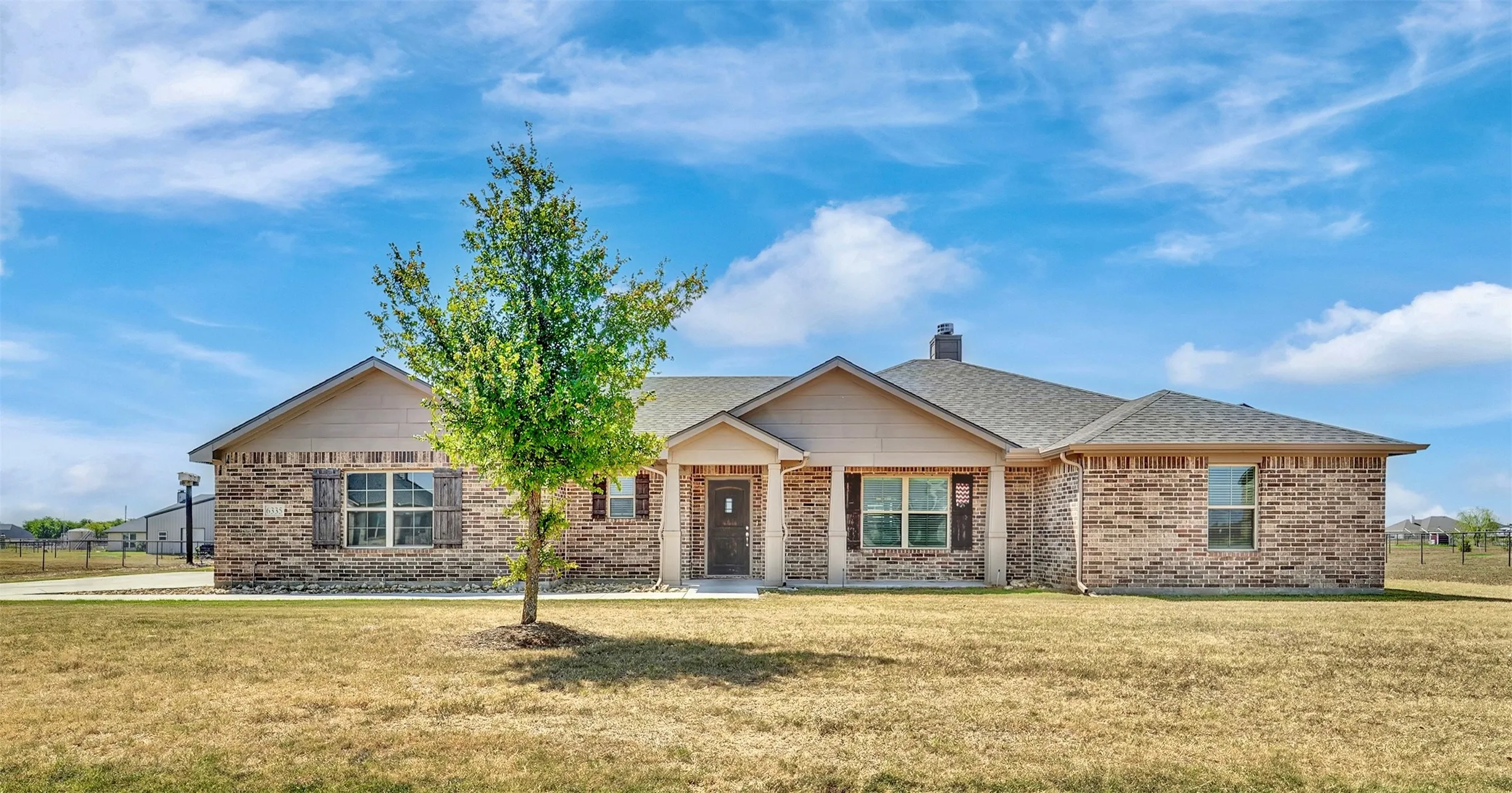 Single Family Residence For Sale in Johnson County , 6335 Brookcrest, Godley, Texas 76044, 4 Bedroom, 2 Bathroom, 2 Garage spaces, 2,077 Sqft, built in 2020, mls#21370613, Real Estate Agent in Godley, Homes For Sale in Johnson county, Homes For Sale in Godley, Realtor in Godley Texas, Real Estate Brokerage Independent Realty Texas, Luminita Cordes Realtor