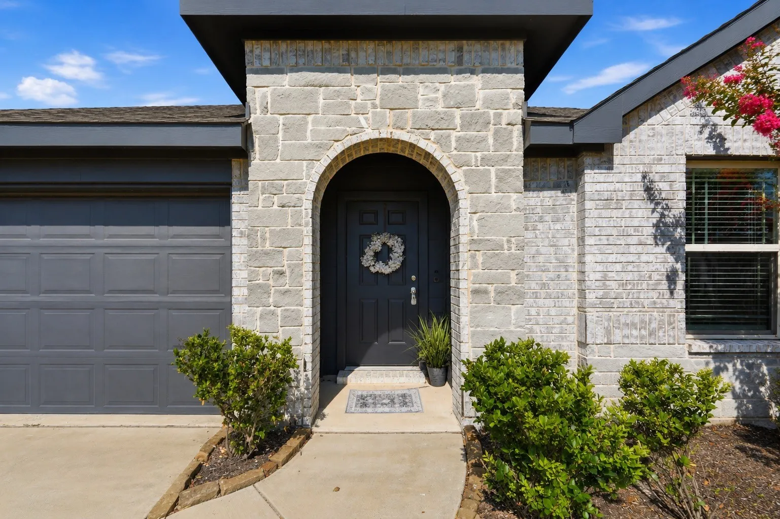 Single Family Residence For Sale in Dallas County , 505 Bermuda Avenue, Lancaster, Texas 75146, 4 Bedroom, 2 Bathroom, 2 Garage spaces, 1,848 Sqft, built in 2022, mls#21370956, Real Estate Agent in Lancaster, Homes For Sale in Dallas county, Homes For Sale in Lancaster, Realtor in Lancaster Texas, Real Estate Brokerage Independent Realty Texas, Luminita Cordes Realtor