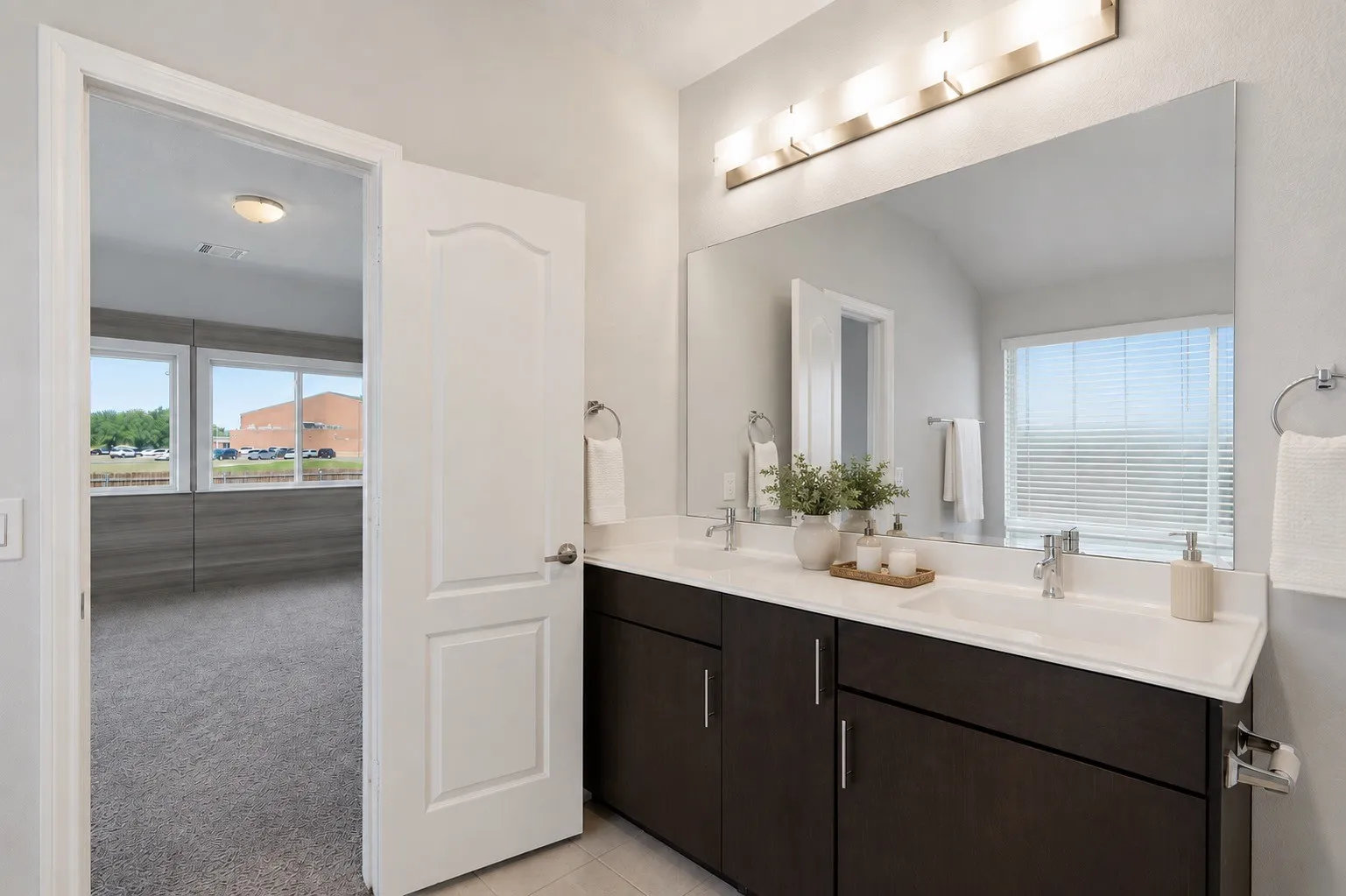 Single Family Residence For Sale in Dallas County , 505 Bermuda Avenue, Lancaster, Texas 75146, 4 Bedroom, 2 Bathroom, 2 Garage spaces, 1,848 Sqft, built in 2022, mls#21370956, Real Estate Agent in Lancaster, Homes For Sale in Dallas county, Homes For Sale in Lancaster, Realtor in Lancaster Texas, Real Estate Brokerage Independent Realty Texas, Luminita Cordes Realtor