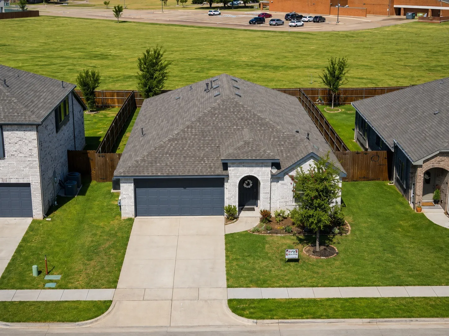 Single Family Residence For Sale in Dallas County , 505 Bermuda Avenue, Lancaster, Texas 75146, 4 Bedroom, 2 Bathroom, 2 Garage spaces, 1,848 Sqft, built in 2022, mls#21370956, Real Estate Agent in Lancaster, Homes For Sale in Dallas county, Homes For Sale in Lancaster, Realtor in Lancaster Texas, Real Estate Brokerage Independent Realty Texas, Luminita Cordes Realtor