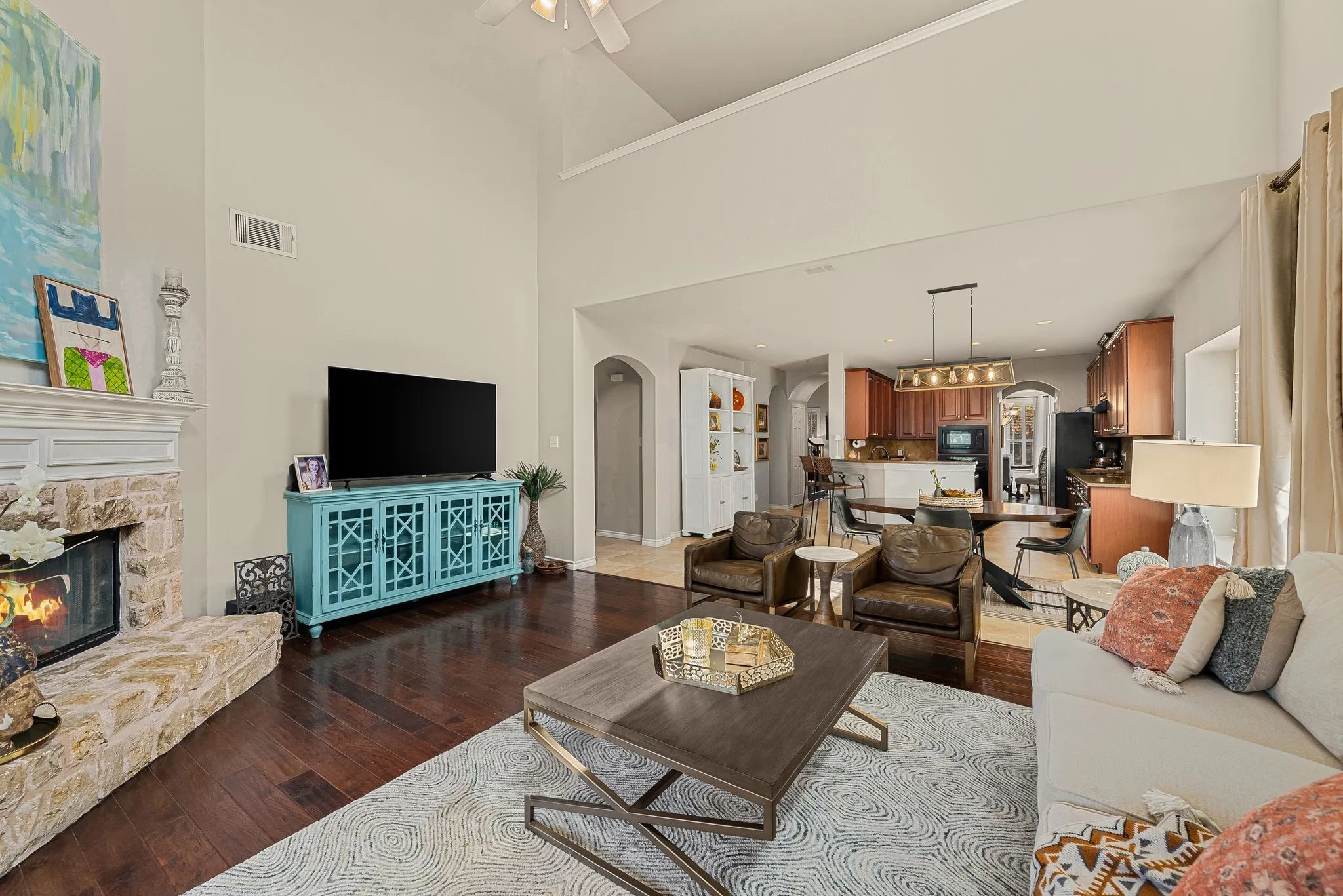 Single Family Residence For Sale in Denton County , 3525 Washington Drive, Frisco, Texas 75034, 4 Bedroom, 4 Bathroom, 2 Garage spaces, 3,290 Sqft, built in 2003, mls#21369982, Real Estate Agent in Frisco, Homes For Sale in Denton county, Homes For Sale in Frisco, Realtor in Frisco Texas, Real Estate Brokerage Independent Realty Texas, Luminita Cordes Realtor