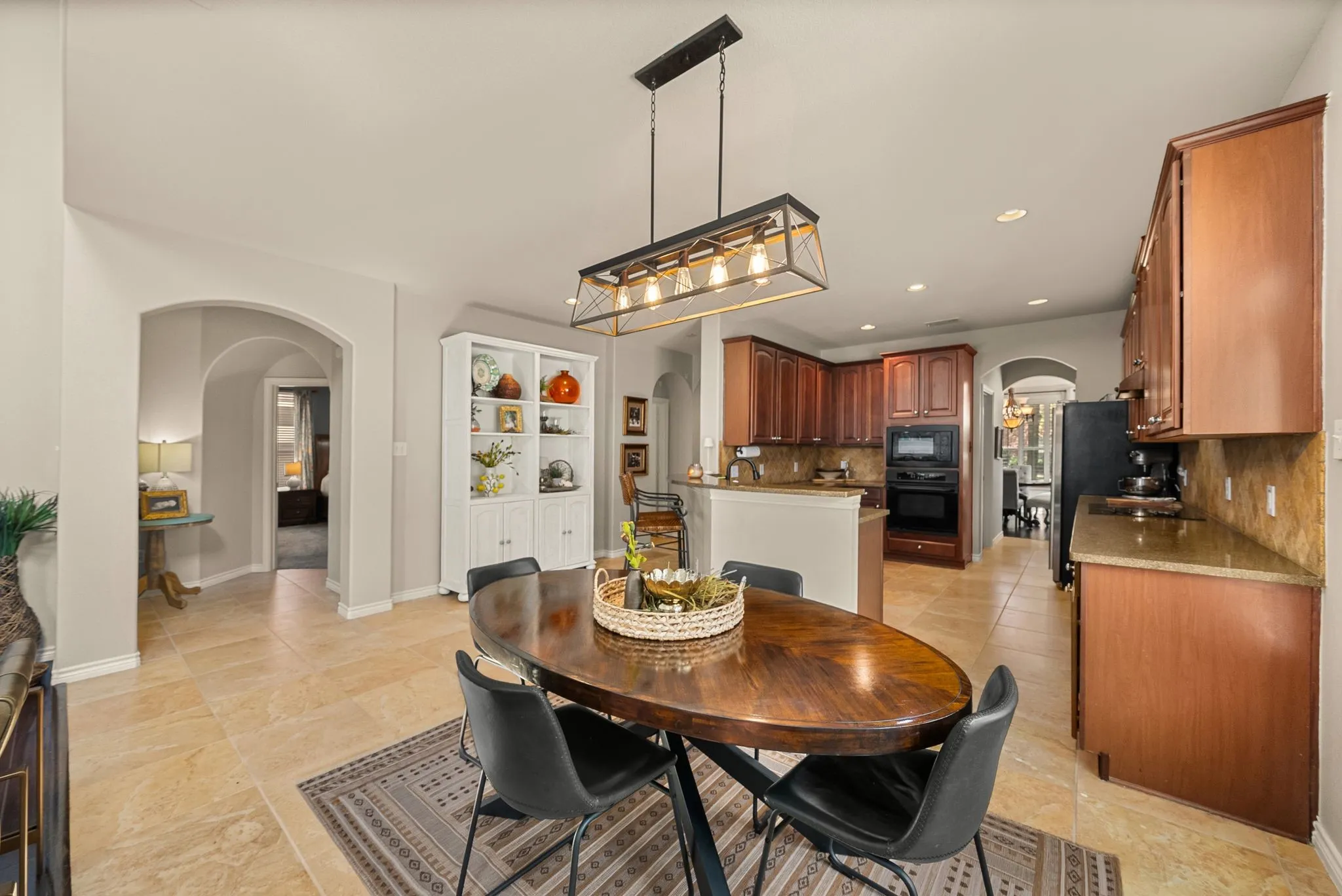 Single Family Residence For Sale in Denton County , 3525 Washington Drive, Frisco, Texas 75034, 4 Bedroom, 4 Bathroom, 2 Garage spaces, 3,290 Sqft, built in 2003, mls#21369982, Real Estate Agent in Frisco, Homes For Sale in Denton county, Homes For Sale in Frisco, Realtor in Frisco Texas, Real Estate Brokerage Independent Realty Texas, Luminita Cordes Realtor