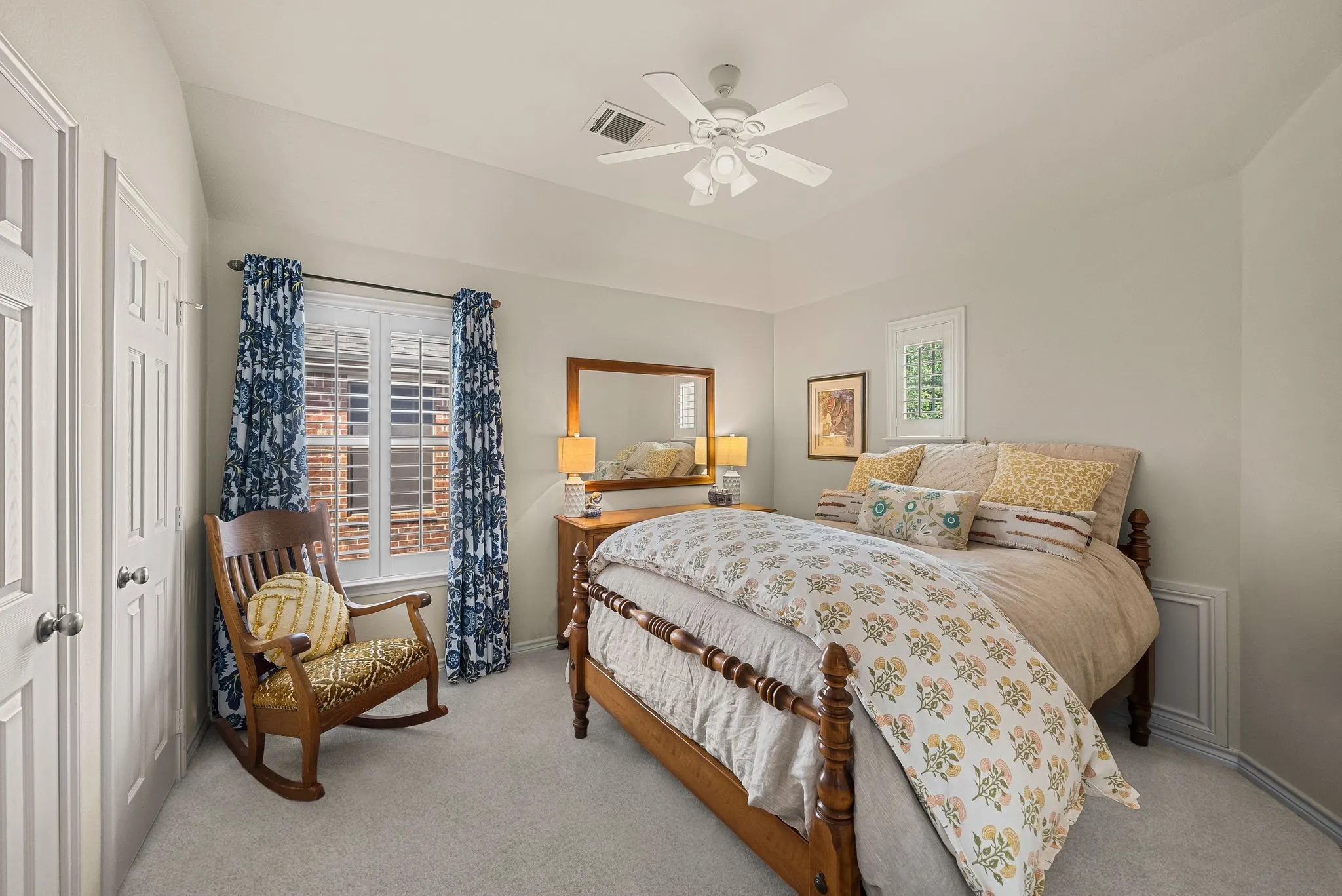 Single Family Residence For Sale in Denton County , 3525 Washington Drive, Frisco, Texas 75034, 4 Bedroom, 4 Bathroom, 2 Garage spaces, 3,290 Sqft, built in 2003, mls#21369982, Real Estate Agent in Frisco, Homes For Sale in Denton county, Homes For Sale in Frisco, Realtor in Frisco Texas, Real Estate Brokerage Independent Realty Texas, Luminita Cordes Realtor