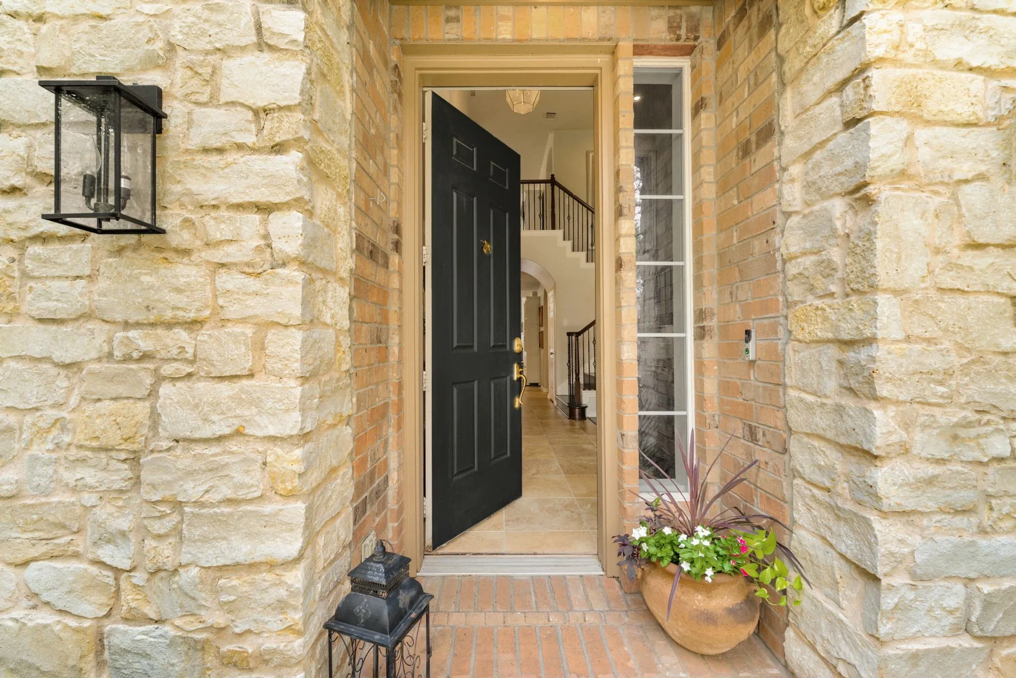 Single Family Residence For Sale in Denton County , 3525 Washington Drive, Frisco, Texas 75034, 4 Bedroom, 4 Bathroom, 2 Garage spaces, 3,290 Sqft, built in 2003, mls#21369982, Real Estate Agent in Frisco, Homes For Sale in Denton county, Homes For Sale in Frisco, Realtor in Frisco Texas, Real Estate Brokerage Independent Realty Texas, Luminita Cordes Realtor