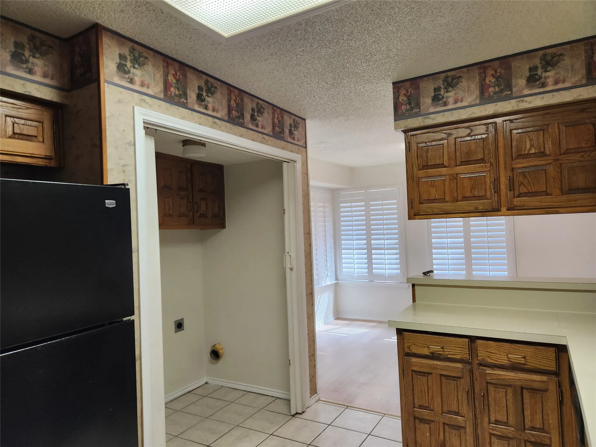 Single Family Residence For Rent in Tarrant County , 1425 Palmnold Circle W, Fort Worth, Texas 76120, 3 Bedroom, 3 Bathroom, 2 Garage spaces, 1,781 Sqft, built in 1981, mls#21370972, Real Estate Agent in Fort Worth, Homes For Rent in Tarrant county, Homes For Rent in Fort Worth, Realtor in Fort Worth Texas, Real Estate Brokerage Independent Realty Texas, Luminita Cordes Realtor