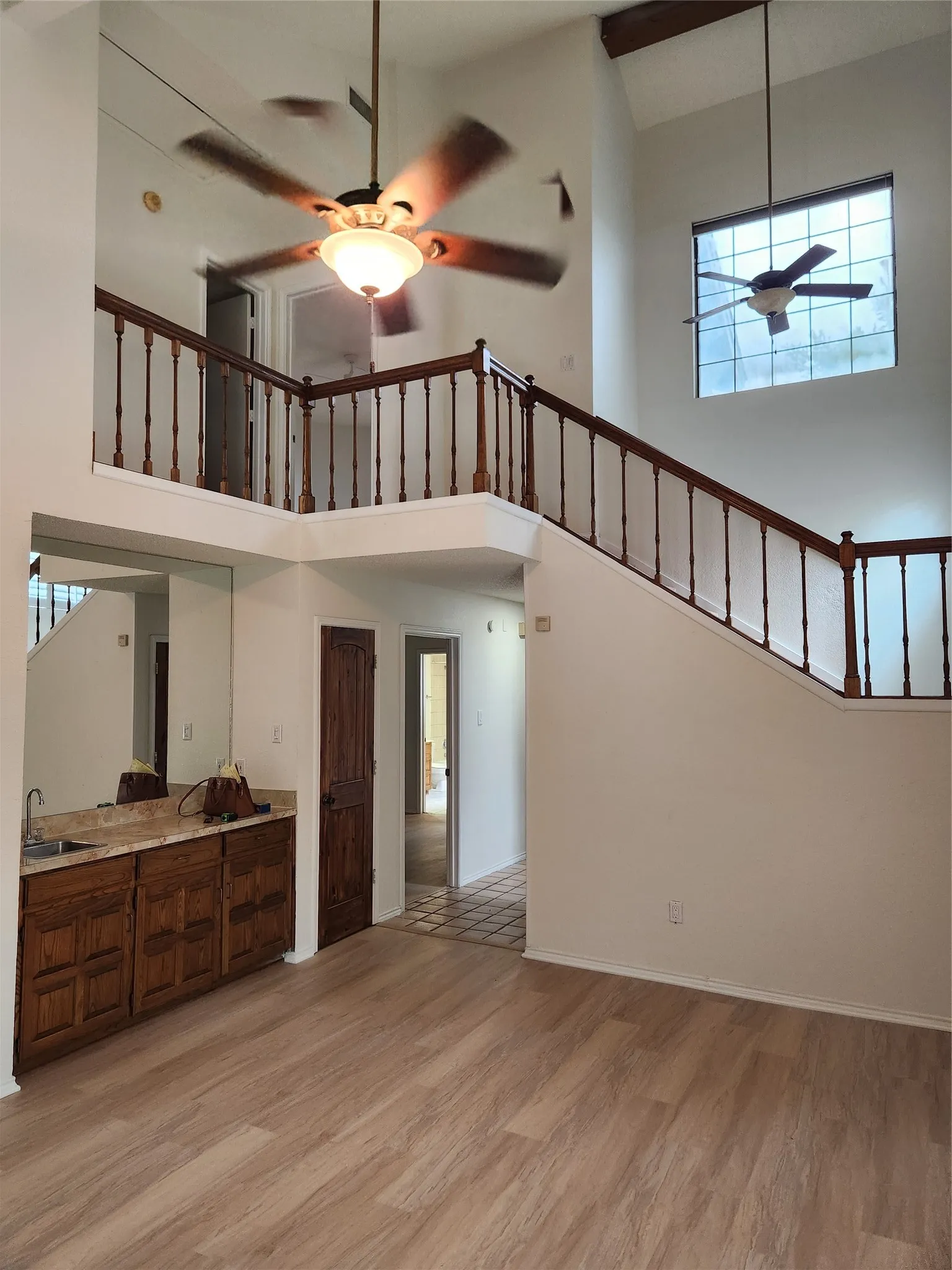 Single Family Residence For Rent in Tarrant County , 1425 Palmnold Circle W, Fort Worth, Texas 76120, 3 Bedroom, 3 Bathroom, 2 Garage spaces, 1,781 Sqft, built in 1981, mls#21370972, Real Estate Agent in Fort Worth, Homes For Rent in Tarrant county, Homes For Rent in Fort Worth, Realtor in Fort Worth Texas, Real Estate Brokerage Independent Realty Texas, Luminita Cordes Realtor