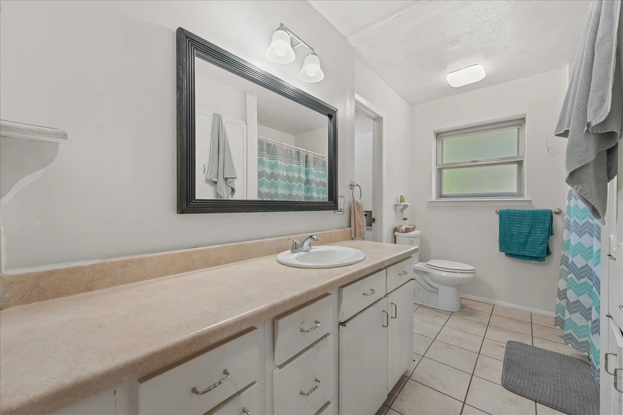 Single Family Residence For Sale in Dallas County , 347 Merribrook Trail, Duncanville, Texas 75116, 4 Bedroom, 2 Bathroom, 2 Garage spaces, 1,500 Sqft, built in 1972, mls#21370975, Real Estate Agent in Duncanville, Homes For Sale in Dallas county, Homes For Sale in Duncanville, Realtor in Duncanville Texas, Real Estate Brokerage Independent Realty Texas, Luminita Cordes Realtor