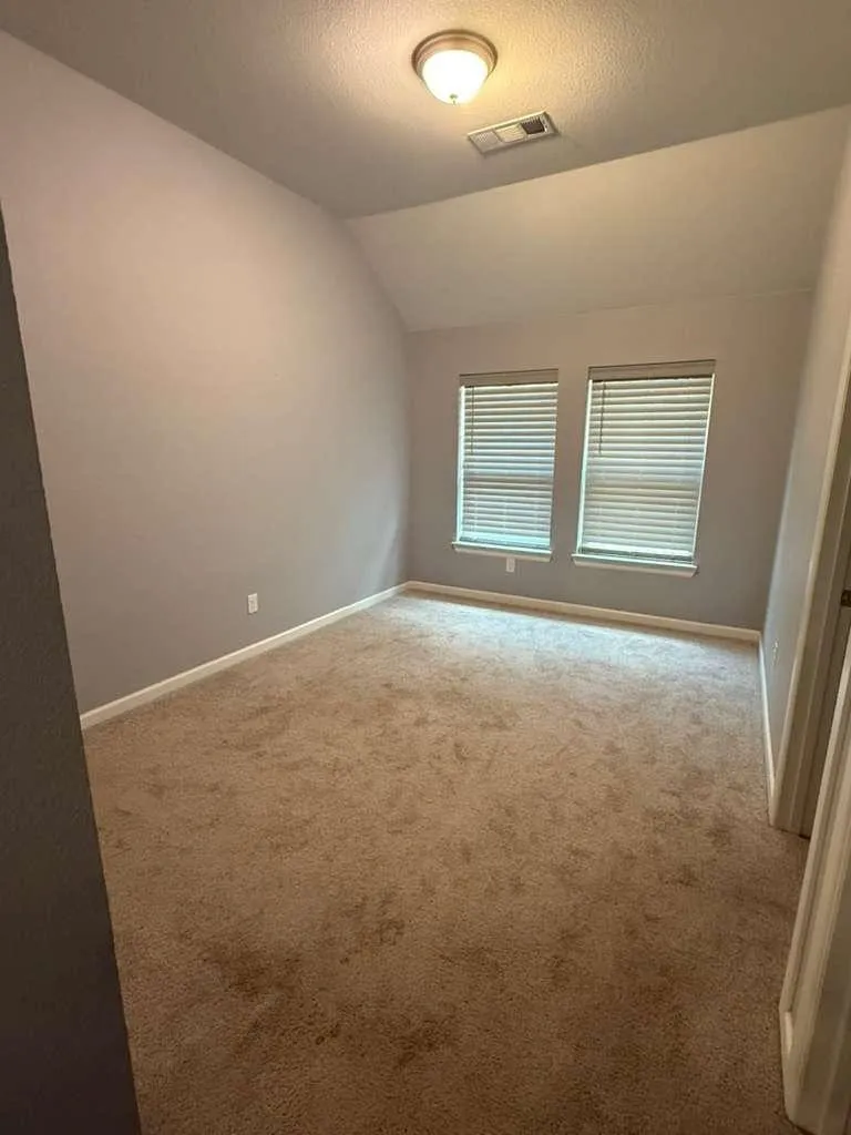 Single Family Residence For Rent in Tarrant County , 1909 Augustus Drive, Fort Worth, Texas 76120, 3 Bedroom, 2 Bathroom, 2 Garage spaces, 2,249 Sqft, built in 2018, mls#21370782, Real Estate Agent in Fort Worth, Homes For Rent in Tarrant county, Homes For Rent in Fort Worth, Realtor in Fort Worth Texas, Real Estate Brokerage Independent Realty Texas, Luminita Cordes Realtor