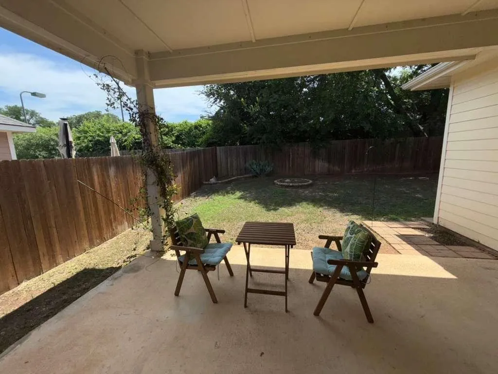 Single Family Residence For Rent in Tarrant County , 1909 Augustus Drive, Fort Worth, Texas 76120, 3 Bedroom, 2 Bathroom, 2 Garage spaces, 2,249 Sqft, built in 2018, mls#21370782, Real Estate Agent in Fort Worth, Homes For Rent in Tarrant county, Homes For Rent in Fort Worth, Realtor in Fort Worth Texas, Real Estate Brokerage Independent Realty Texas, Luminita Cordes Realtor