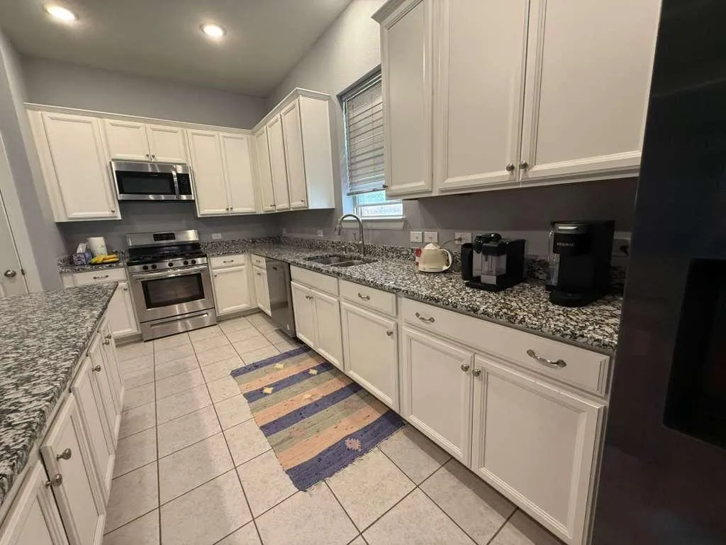 Single Family Residence For Rent in Tarrant County , 1909 Augustus Drive, Fort Worth, Texas 76120, 3 Bedroom, 2 Bathroom, 2 Garage spaces, 2,249 Sqft, built in 2018, mls#21370782, Real Estate Agent in Fort Worth, Homes For Rent in Tarrant county, Homes For Rent in Fort Worth, Realtor in Fort Worth Texas, Real Estate Brokerage Independent Realty Texas, Luminita Cordes Realtor