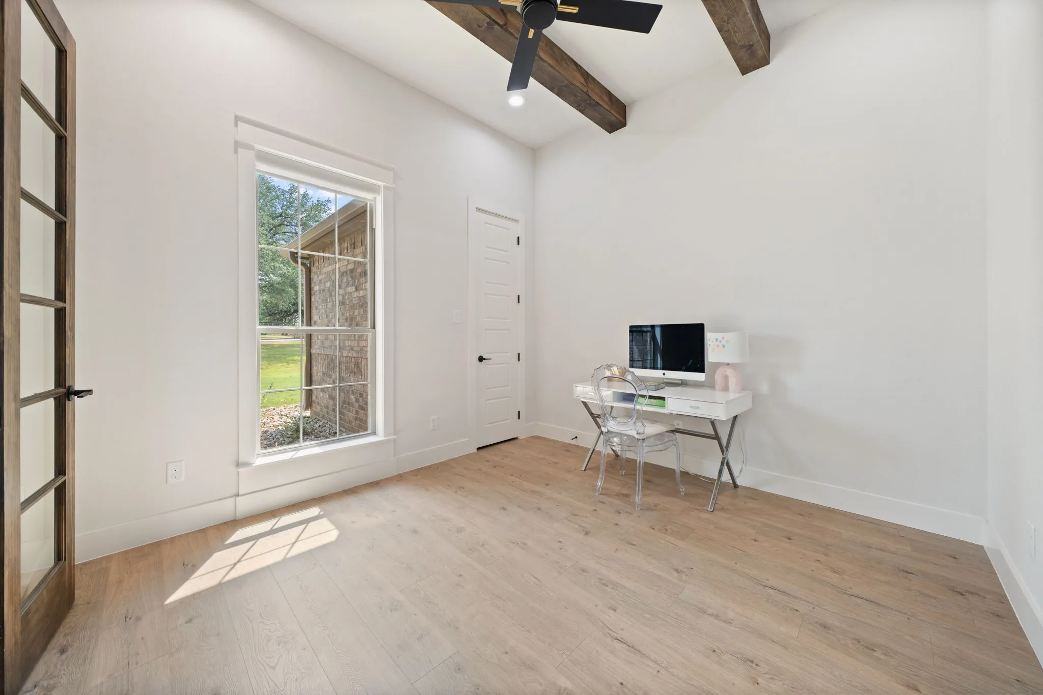 Single Family Residence For Sale in Parker County , 460 Royal Santana Run, Weatherford, Texas 76087, 4 Bedroom, 3 Bathroom, 3 Garage spaces, 3,050 Sqft, built in 2024, mls#21369769, Real Estate Agent in Weatherford, Homes For Sale in Parker county, Homes For Sale in Weatherford, Realtor in Weatherford Texas, Real Estate Brokerage Independent Realty Texas, Luminita Cordes Realtor