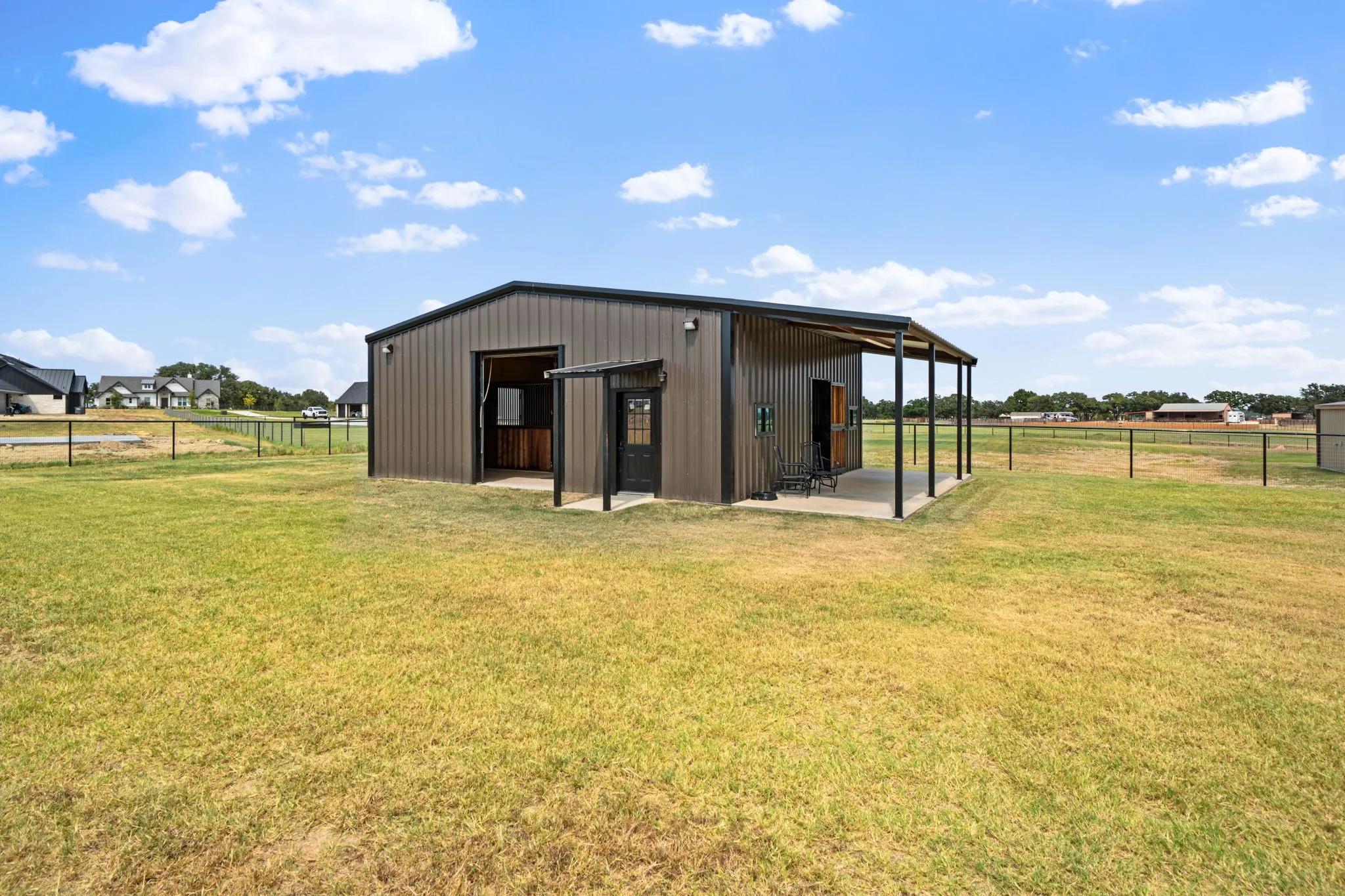 Single Family Residence For Sale in Parker County , 460 Royal Santana Run, Weatherford, Texas 76087, 4 Bedroom, 3 Bathroom, 3 Garage spaces, 3,050 Sqft, built in 2024, mls#21369769, Real Estate Agent in Weatherford, Homes For Sale in Parker county, Homes For Sale in Weatherford, Realtor in Weatherford Texas, Real Estate Brokerage Independent Realty Texas, Luminita Cordes Realtor
