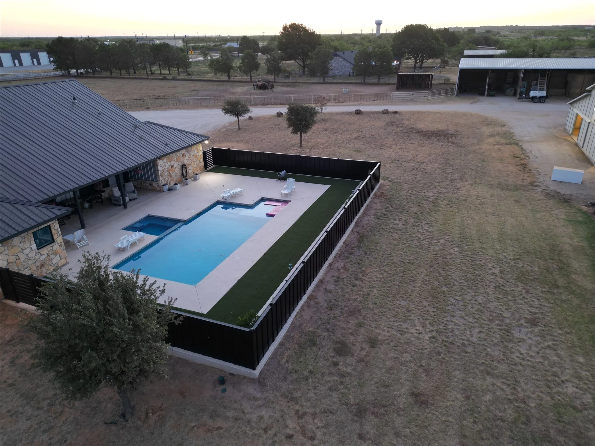 Single Family Residence For Sale in Taylor County , 201 FM 1750, Abilene, Texas 79602, 4 Bedroom, 2 Bathroom, 2 Garage spaces, 2,214 Sqft, built in 2012, mls#21370887, Real Estate Agent in Abilene, Homes For Sale in Taylor county, Homes For Sale in Abilene, Realtor in Abilene Texas, Real Estate Brokerage Independent Realty Texas, Luminita Cordes Realtor