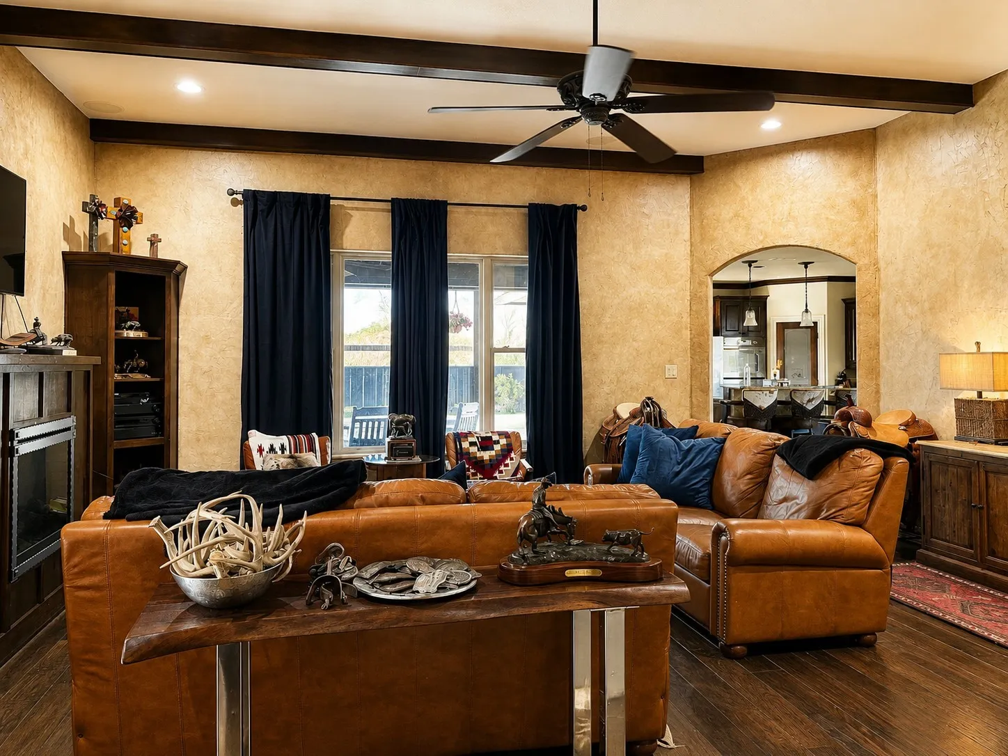 Single Family Residence For Sale in Taylor County , 201 FM 1750, Abilene, Texas 79602, 4 Bedroom, 2 Bathroom, 2 Garage spaces, 2,214 Sqft, built in 2012, mls#21370887, Real Estate Agent in Abilene, Homes For Sale in Taylor county, Homes For Sale in Abilene, Realtor in Abilene Texas, Real Estate Brokerage Independent Realty Texas, Luminita Cordes Realtor