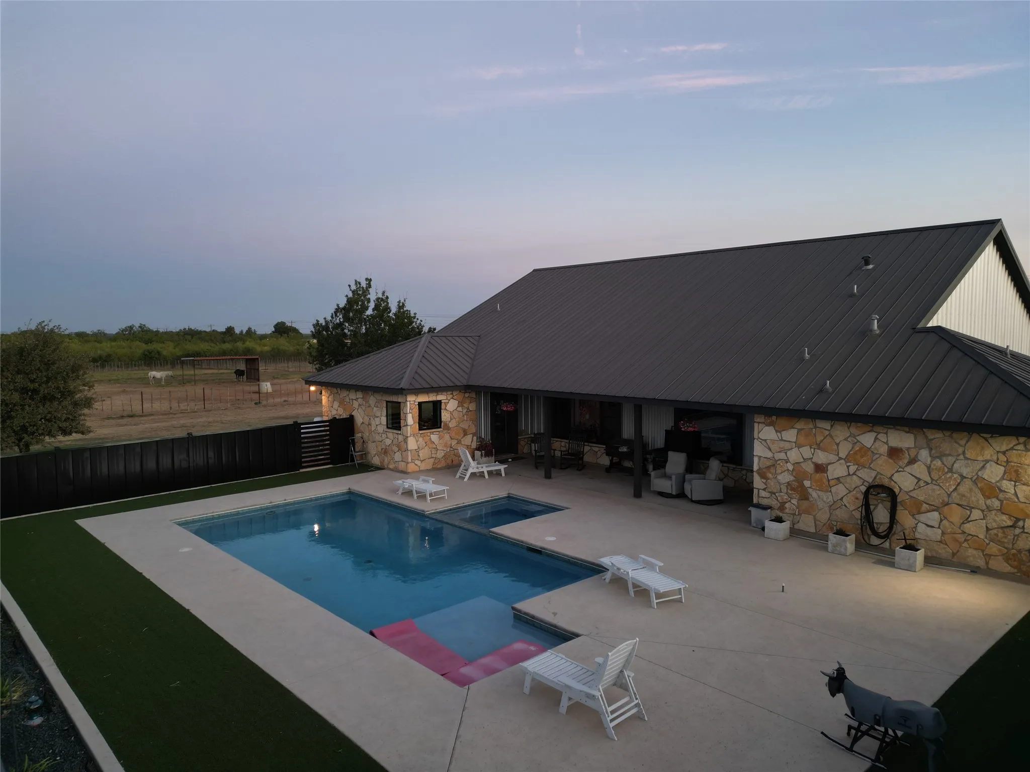 Single Family Residence For Sale in Taylor County , 201 FM 1750, Abilene, Texas 79602, 4 Bedroom, 2 Bathroom, 2 Garage spaces, 2,214 Sqft, built in 2012, mls#21370887, Real Estate Agent in Abilene, Homes For Sale in Taylor county, Homes For Sale in Abilene, Realtor in Abilene Texas, Real Estate Brokerage Independent Realty Texas, Luminita Cordes Realtor