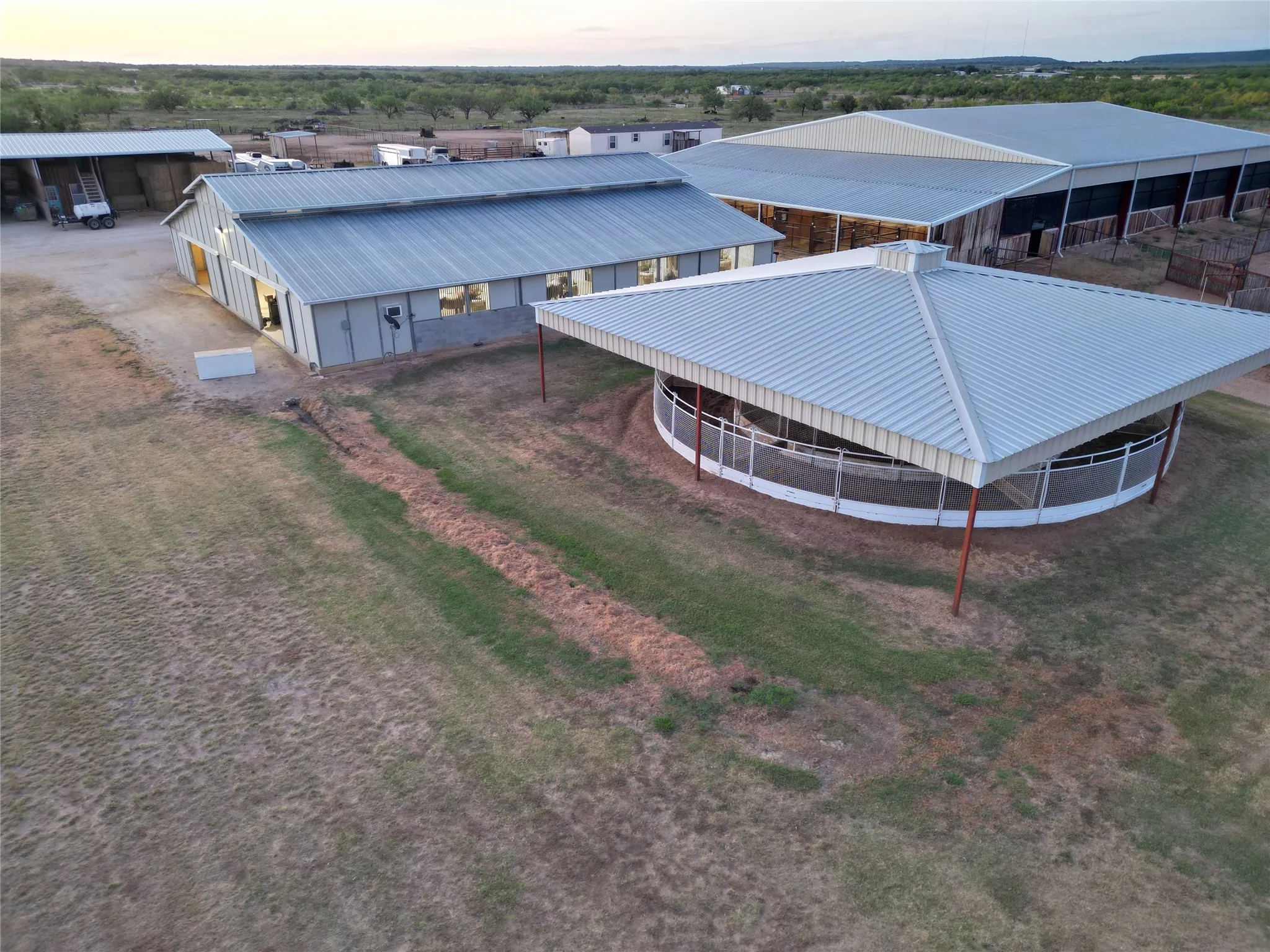 Single Family Residence For Sale in Taylor County , 201 FM 1750, Abilene, Texas 79602, 4 Bedroom, 2 Bathroom, 2 Garage spaces, 2,214 Sqft, built in 2012, mls#21370887, Real Estate Agent in Abilene, Homes For Sale in Taylor county, Homes For Sale in Abilene, Realtor in Abilene Texas, Real Estate Brokerage Independent Realty Texas, Luminita Cordes Realtor
