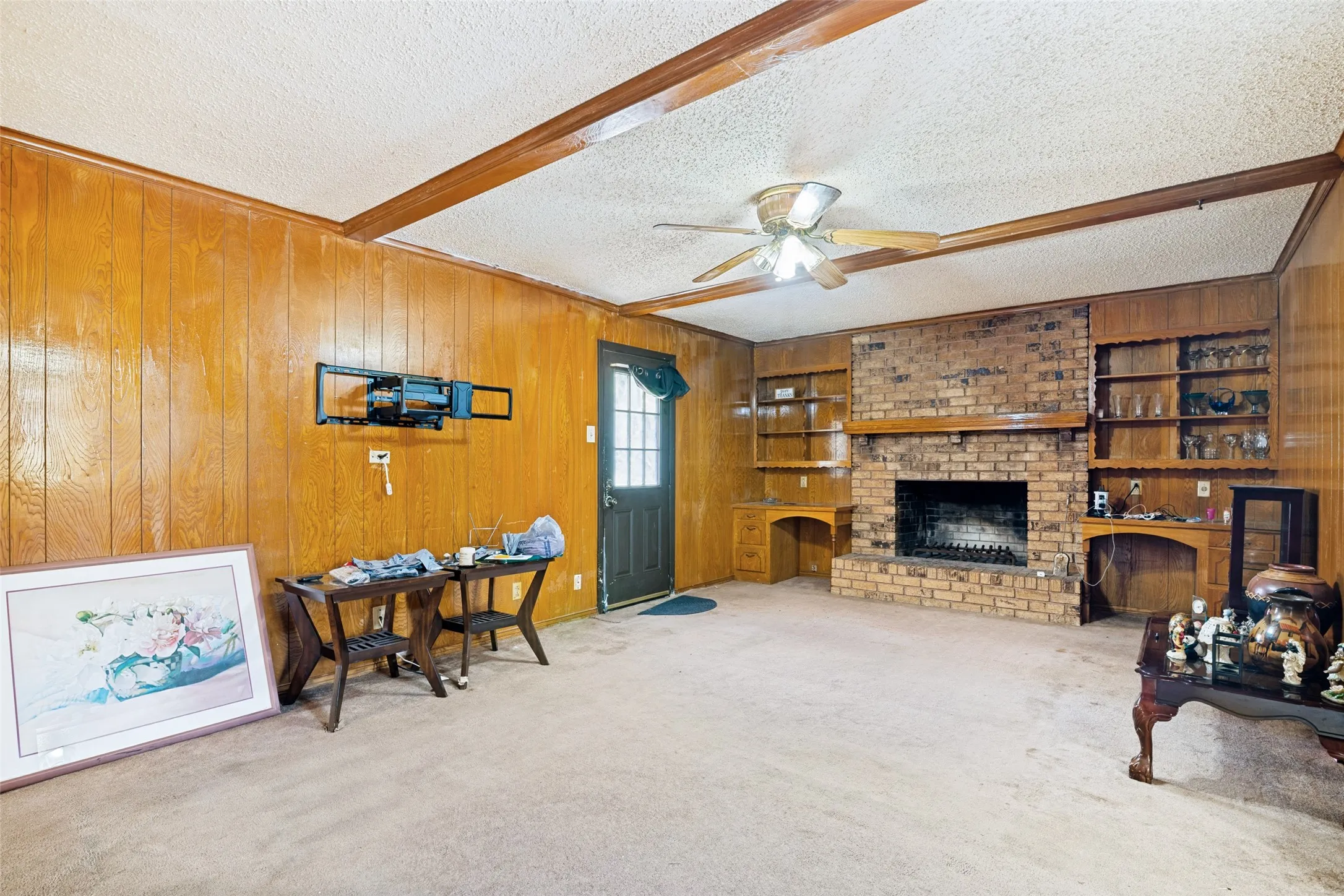 Single Family Residence For Sale in Dallas County , 3913 Mobile Drive, Garland, Texas 75041, 3 Bedroom, 2 Bathroom, 2 Garage spaces, 1,738 Sqft, built in 1967, mls#21370960, Real Estate Agent in Garland, Homes For Sale in Dallas county, Homes For Sale in Garland, Realtor in Garland Texas, Real Estate Brokerage Independent Realty Texas, Luminita Cordes Realtor