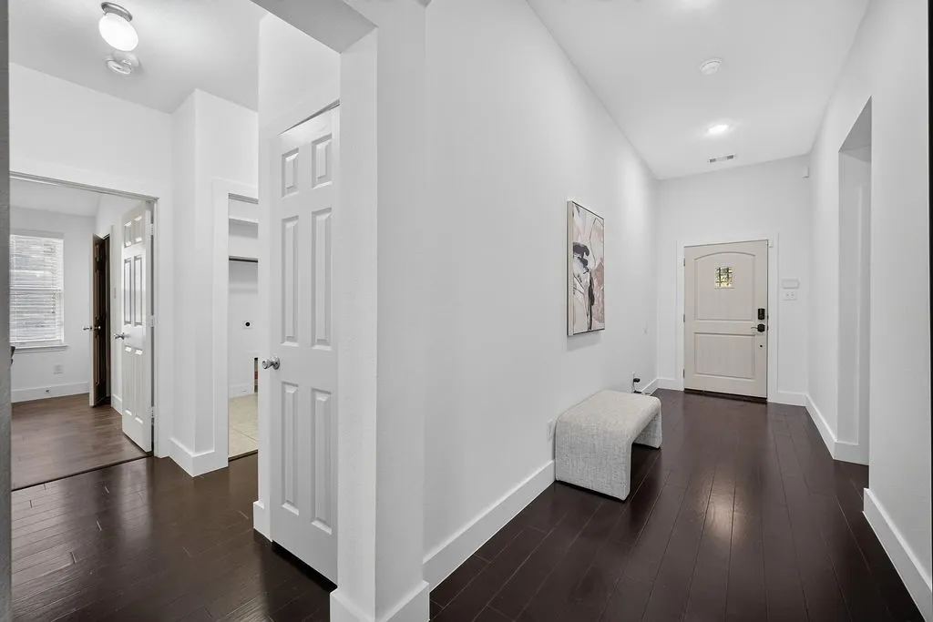 Single Family Residence For Sale in Collin County , 605 Stableford Street, Celina, Texas 75009, 4 Bedroom, 3 Bathroom, 2 Garage spaces, 2,123 Sqft, built in 2015, mls#21369398, Real Estate Agent in Celina, Homes For Sale in Collin county, Homes For Sale in Celina, Realtor in Celina Texas, Real Estate Brokerage Independent Realty Texas, Luminita Cordes Realtor