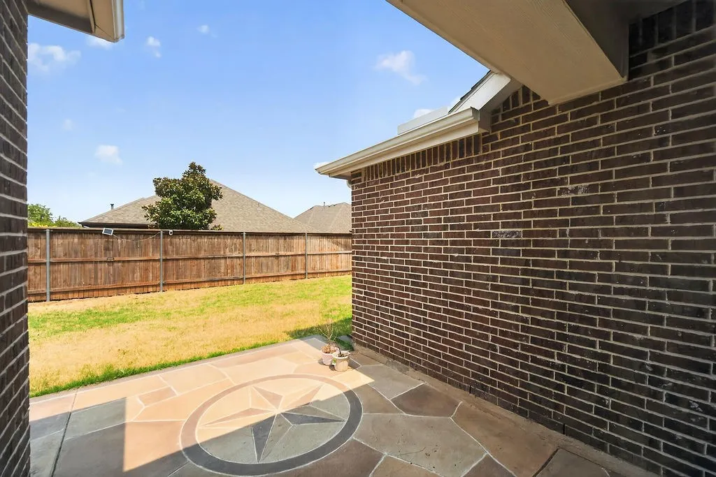 Single Family Residence For Sale in Collin County , 605 Stableford Street, Celina, Texas 75009, 4 Bedroom, 3 Bathroom, 2 Garage spaces, 2,123 Sqft, built in 2015, mls#21369398, Real Estate Agent in Celina, Homes For Sale in Collin county, Homes For Sale in Celina, Realtor in Celina Texas, Real Estate Brokerage Independent Realty Texas, Luminita Cordes Realtor