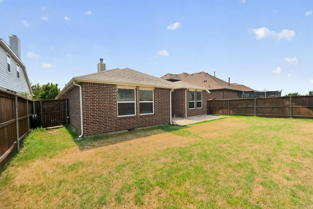 Single Family Residence For Sale in Collin County , 605 Stableford Street, Celina, Texas 75009, 4 Bedroom, 3 Bathroom, 2 Garage spaces, 2,123 Sqft, built in 2015, mls#21369398, Real Estate Agent in Celina, Homes For Sale in Collin county, Homes For Sale in Celina, Realtor in Celina Texas, Real Estate Brokerage Independent Realty Texas, Luminita Cordes Realtor