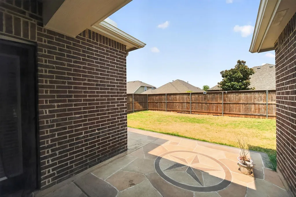 Single Family Residence For Sale in Collin County , 605 Stableford Street, Celina, Texas 75009, 4 Bedroom, 3 Bathroom, 2 Garage spaces, 2,123 Sqft, built in 2015, mls#21369398, Real Estate Agent in Celina, Homes For Sale in Collin county, Homes For Sale in Celina, Realtor in Celina Texas, Real Estate Brokerage Independent Realty Texas, Luminita Cordes Realtor