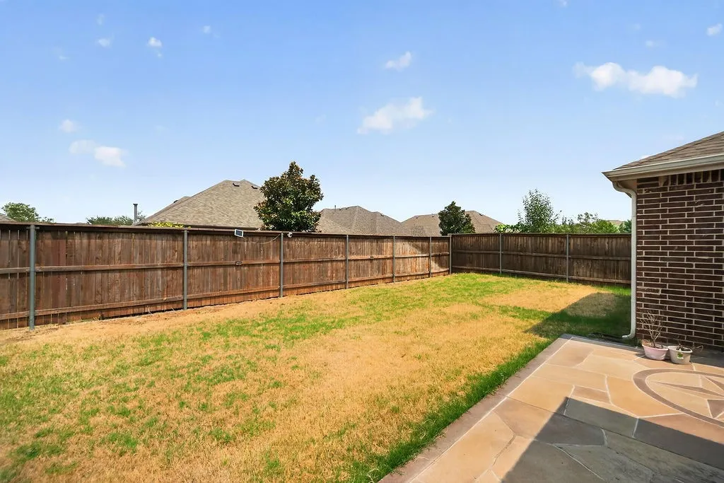 Single Family Residence For Sale in Collin County , 605 Stableford Street, Celina, Texas 75009, 4 Bedroom, 3 Bathroom, 2 Garage spaces, 2,123 Sqft, built in 2015, mls#21369398, Real Estate Agent in Celina, Homes For Sale in Collin county, Homes For Sale in Celina, Realtor in Celina Texas, Real Estate Brokerage Independent Realty Texas, Luminita Cordes Realtor