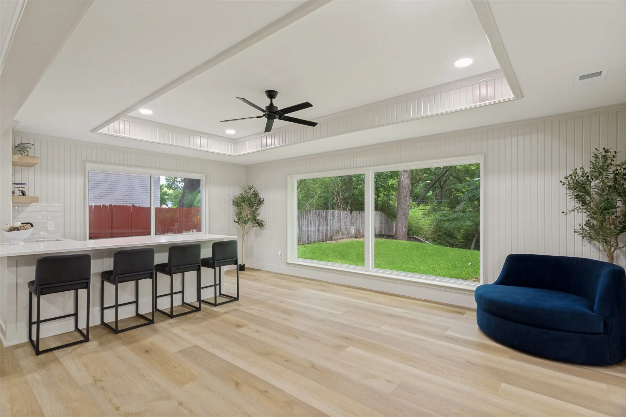 Single Family Residence For Sale in Tarrant County , 4316 Springbranch Drive, Benbrook, Texas 76116, 4 Bedroom, 4 Bathroom, 2 Garage spaces, 3,187 Sqft, built in 1965, mls#21370981, Real Estate Agent in Benbrook, Homes For Sale in Tarrant county, Homes For Sale in Benbrook, Realtor in Benbrook Texas, Real Estate Brokerage Independent Realty Texas, Luminita Cordes Realtor