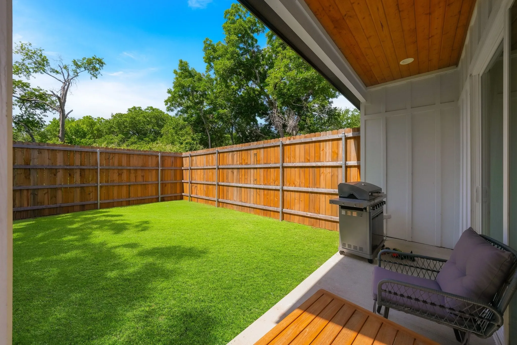 Single Family Residence For Rent in Dallas County , 1908 Duluth Street, Dallas, Texas 75212, 3 Bedroom, 3 Bathroom, 2 Garage spaces, 2,134 Sqft, built in 2025, mls#21364488, Real Estate Agent in Dallas, Homes For Rent in Dallas county, Homes For Rent in Dallas, Realtor in Dallas Texas, Real Estate Brokerage Independent Realty Texas, Luminita Cordes Realtor