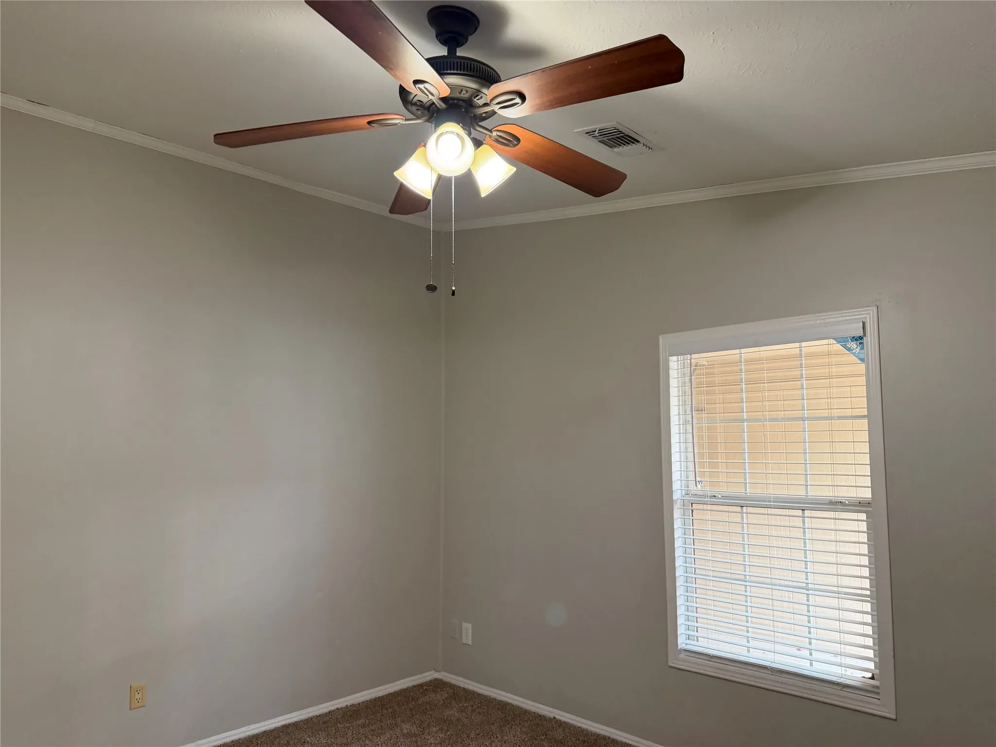 Single Family Residence For Rent in Dallas County , 13755 Biggs Street, Dallas, Texas 75253, 3 Bedroom, 2 Bathroom, Garage spaces, 1,195 Sqft, built in 2001, mls#21370989, Real Estate Agent in Dallas, Homes For Rent in Dallas county, Homes For Rent in Dallas, Realtor in Dallas Texas, Real Estate Brokerage Independent Realty Texas, Luminita Cordes Realtor