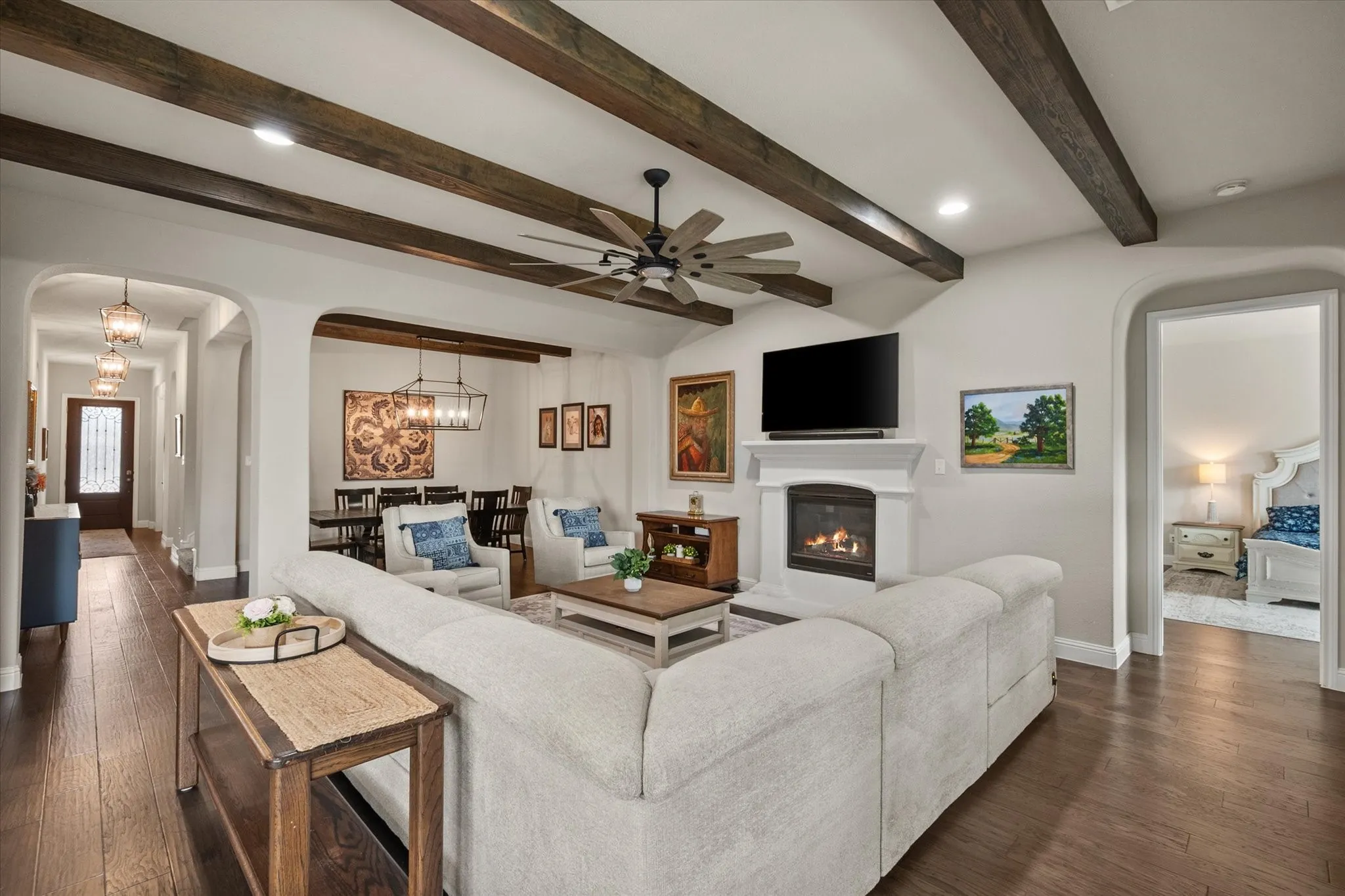 Single Family Residence For Sale in Tarrant County , 10321 Colina Drive, Fort Worth, Texas 76126, 3 Bedroom, 4 Bathroom, 2 Garage spaces, 3,118 Sqft, built in 2019, mls#21369897, Real Estate Agent in Fort Worth, Homes For Sale in Tarrant county, Homes For Sale in Fort Worth, Realtor in Fort Worth Texas, Real Estate Brokerage Independent Realty Texas, Luminita Cordes Realtor