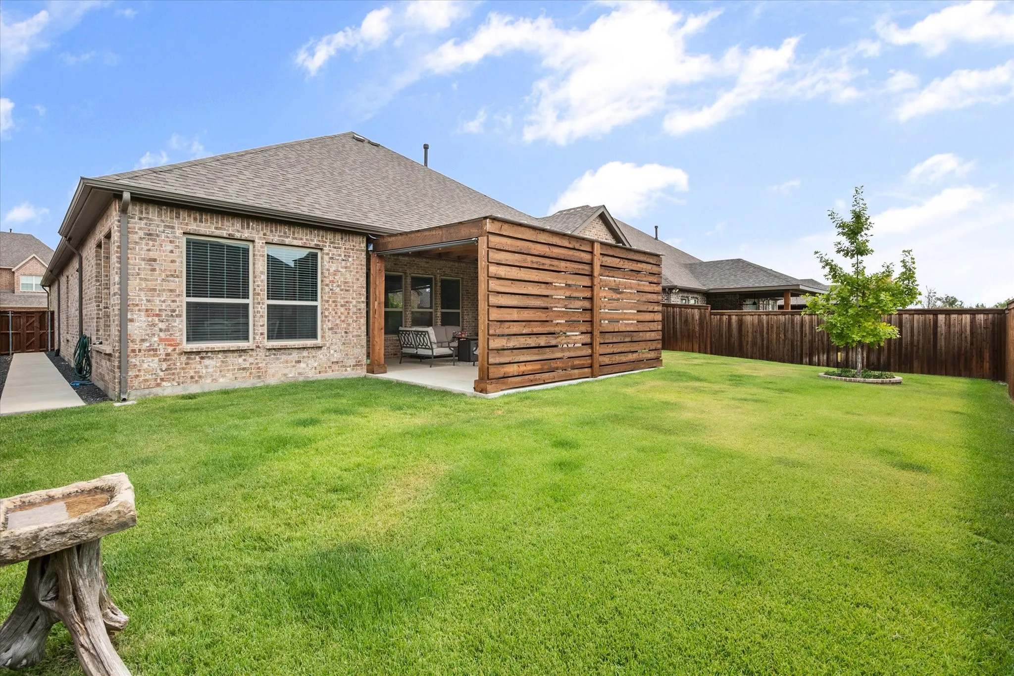 Single Family Residence For Sale in Tarrant County , 10321 Colina Drive, Fort Worth, Texas 76126, 3 Bedroom, 4 Bathroom, 2 Garage spaces, 3,118 Sqft, built in 2019, mls#21369897, Real Estate Agent in Fort Worth, Homes For Sale in Tarrant county, Homes For Sale in Fort Worth, Realtor in Fort Worth Texas, Real Estate Brokerage Independent Realty Texas, Luminita Cordes Realtor